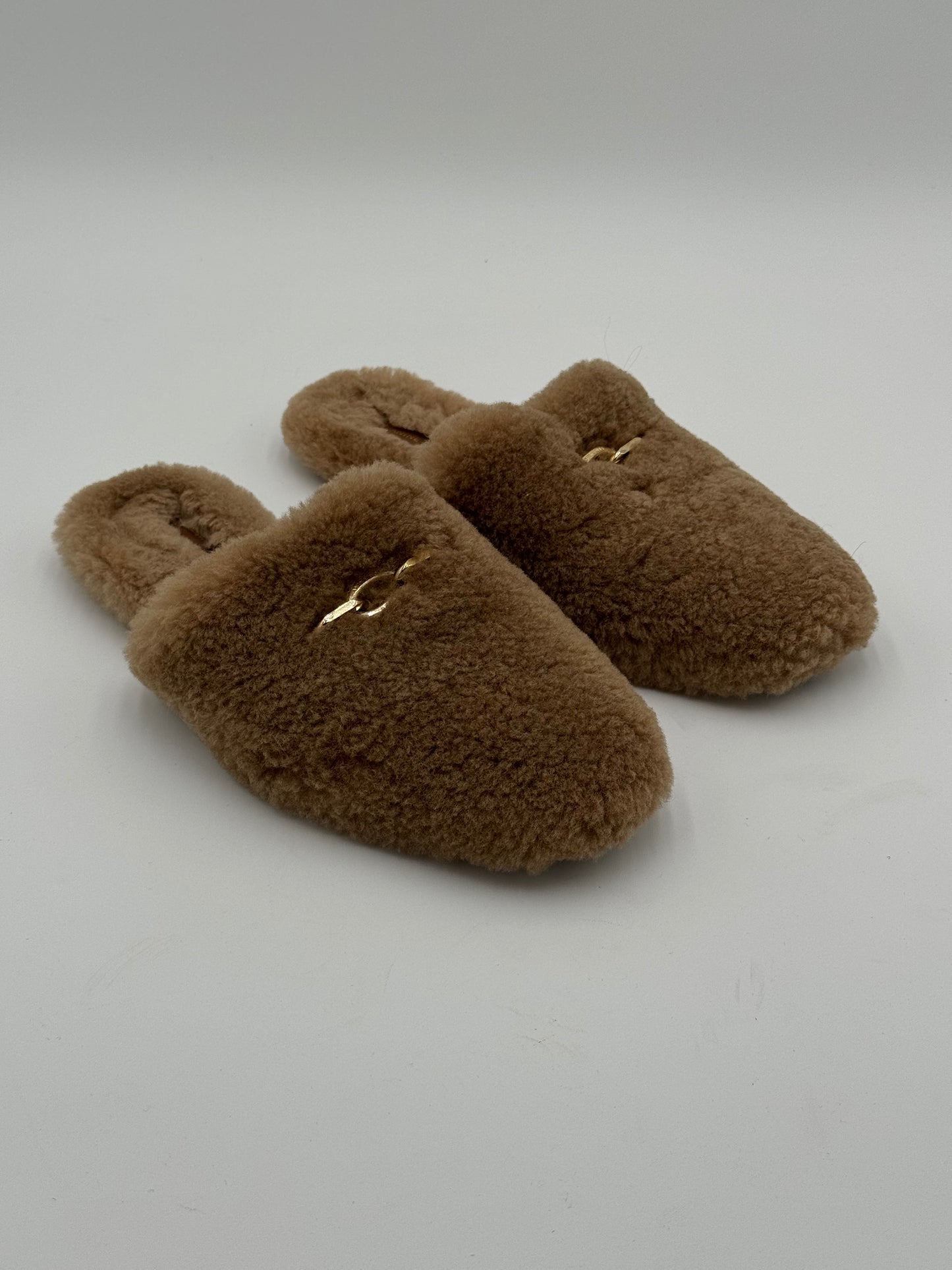Anine Bing Shearling Mules Shoes in Camel Size 39 US 9