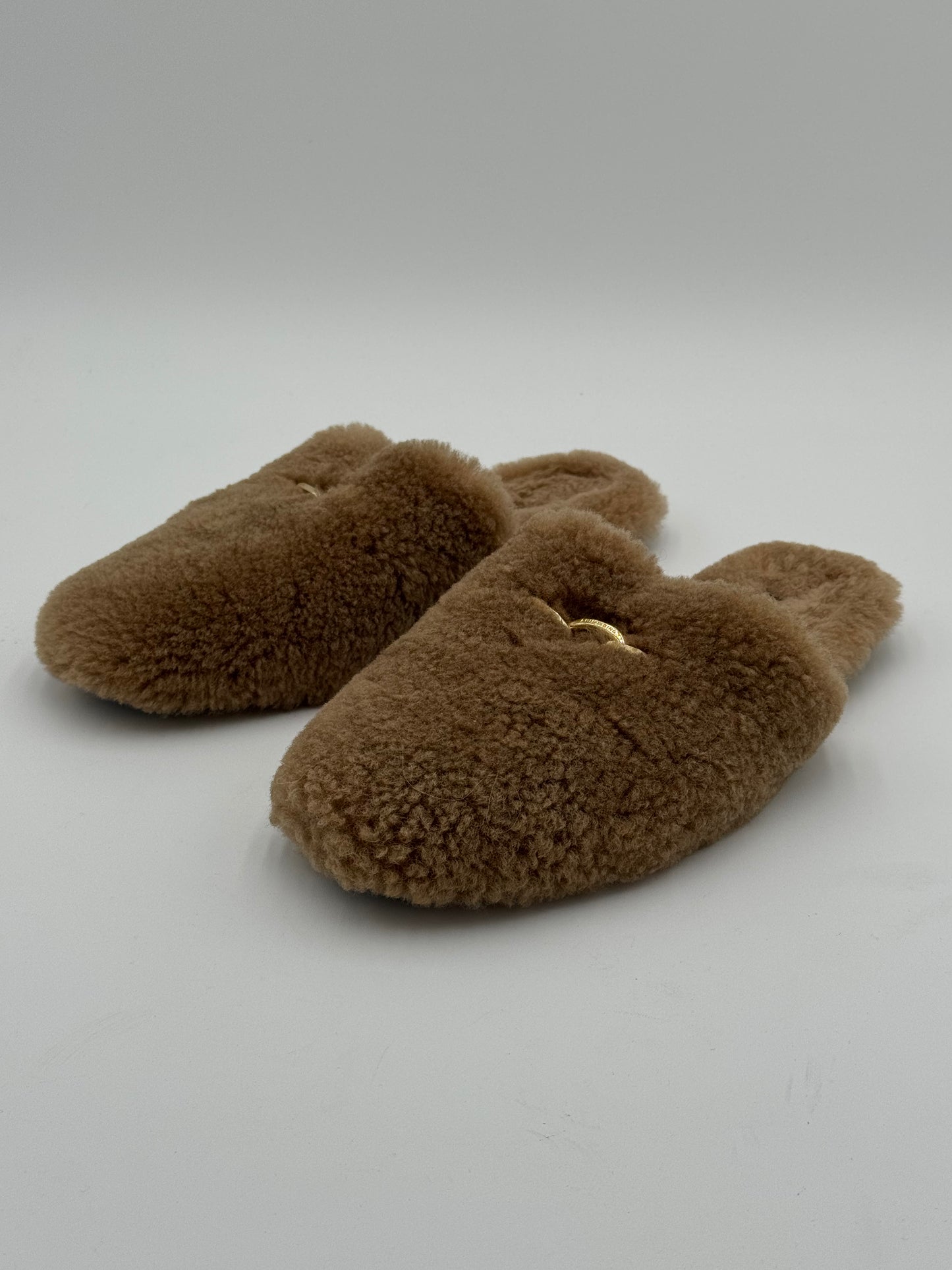 Anine Bing Shearling Mules Shoes in Camel Size 39 US 9