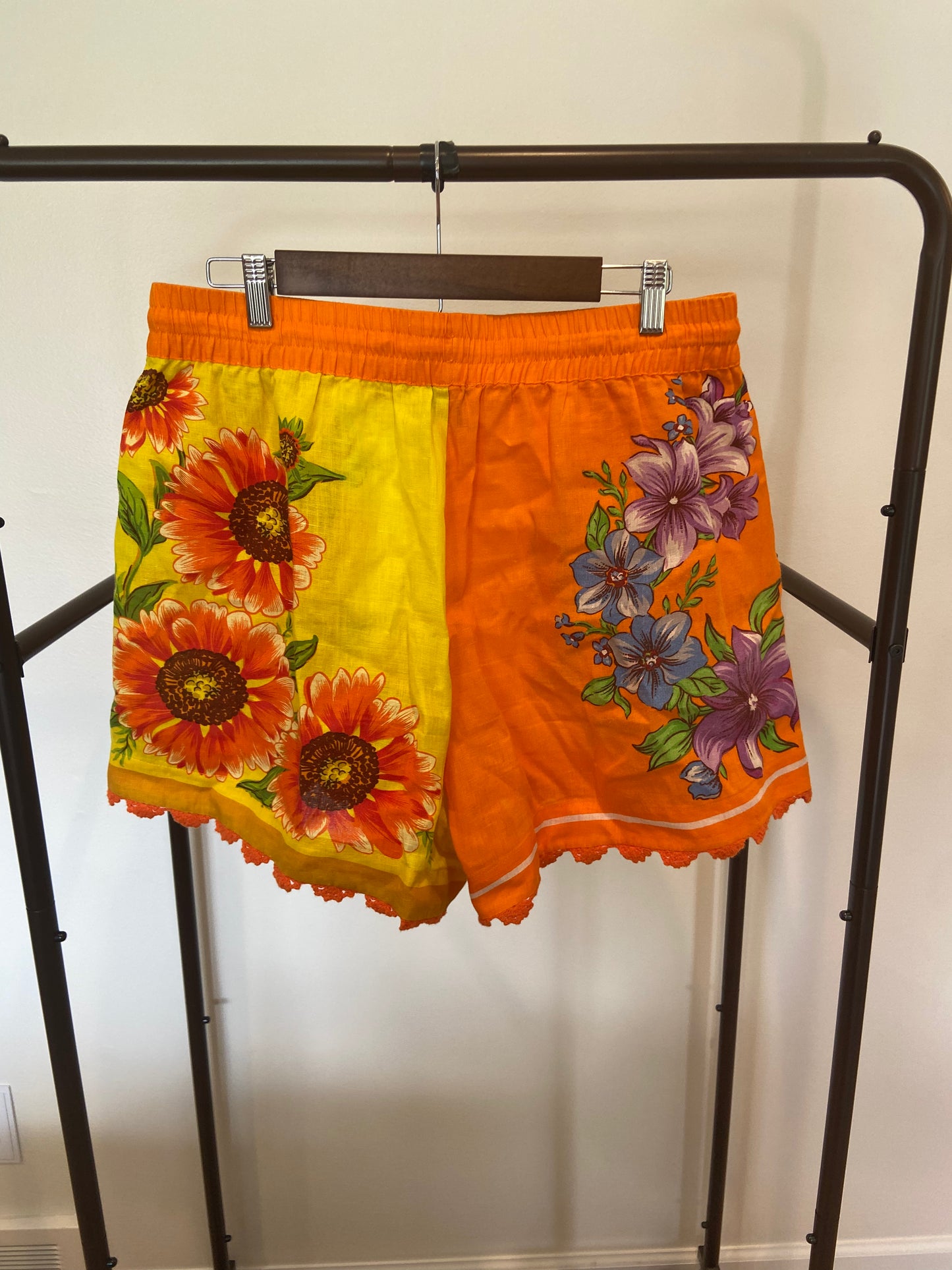 Alemais Jude Shorts in Orange & Yellow size 14 US 10