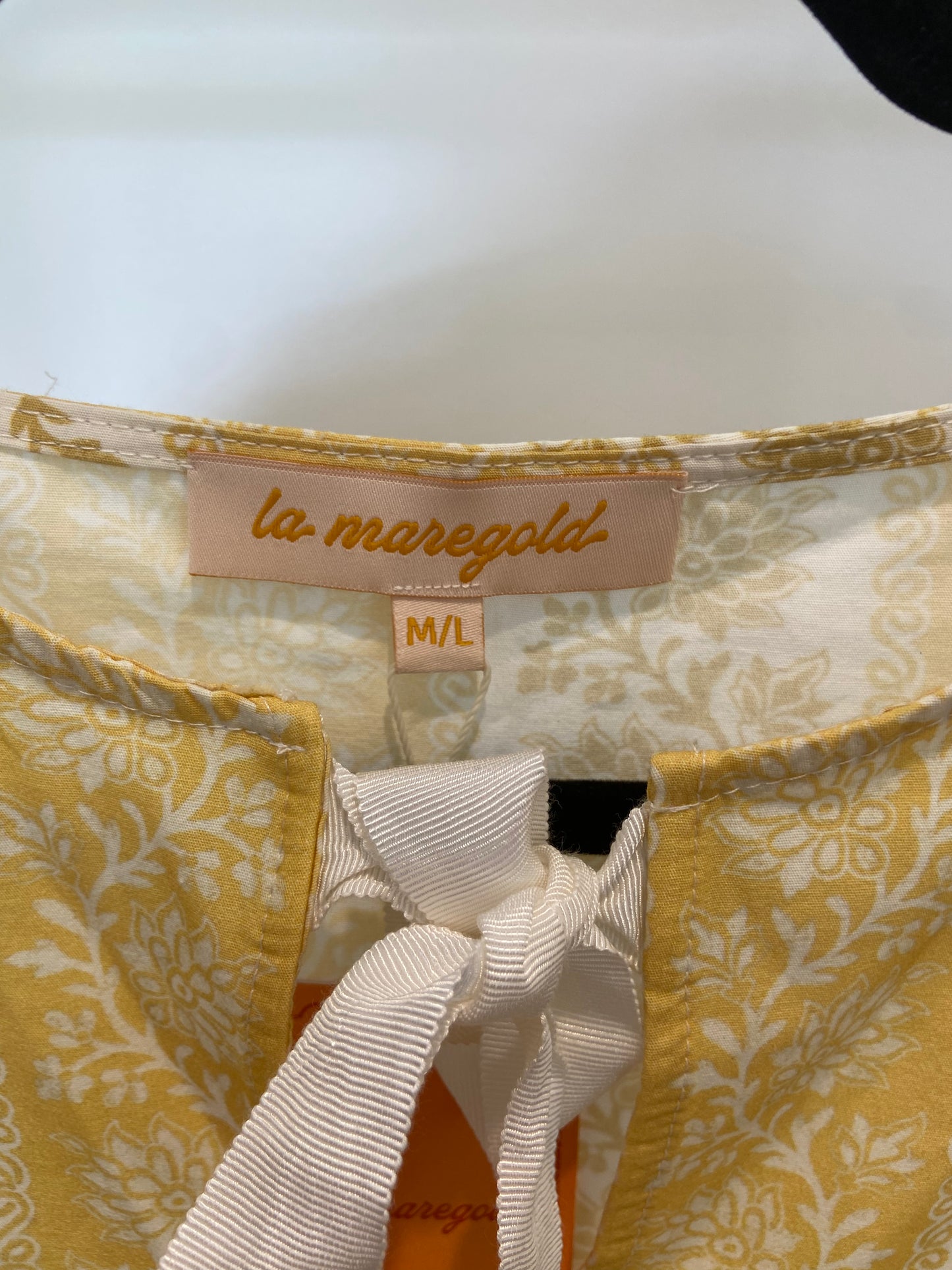 Le Maregold Set The Brigitte Blouse and Charlie Short size M/L and XL