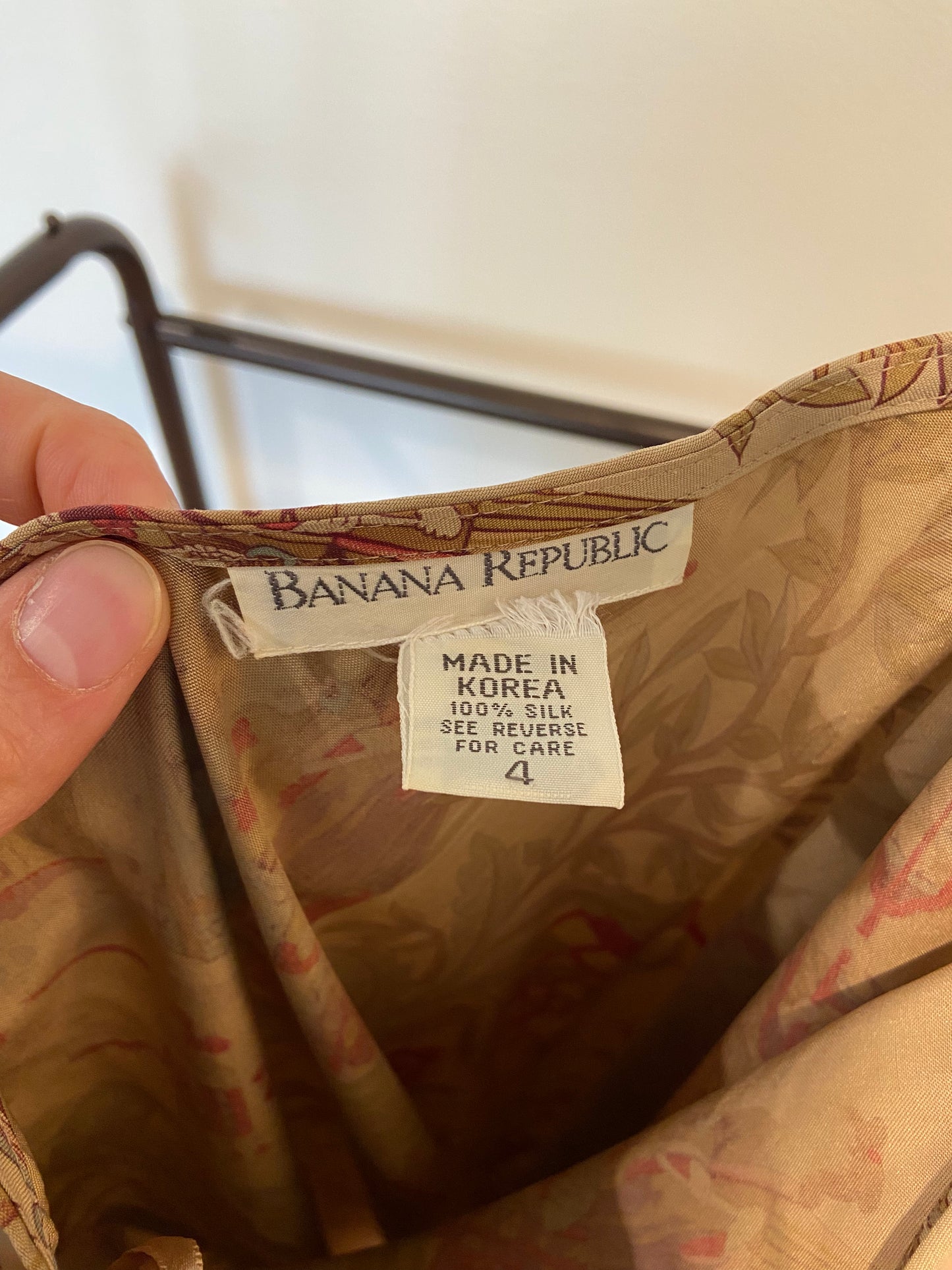 Banana Republic Vintage Full Length Floral Silk Skirt size 4