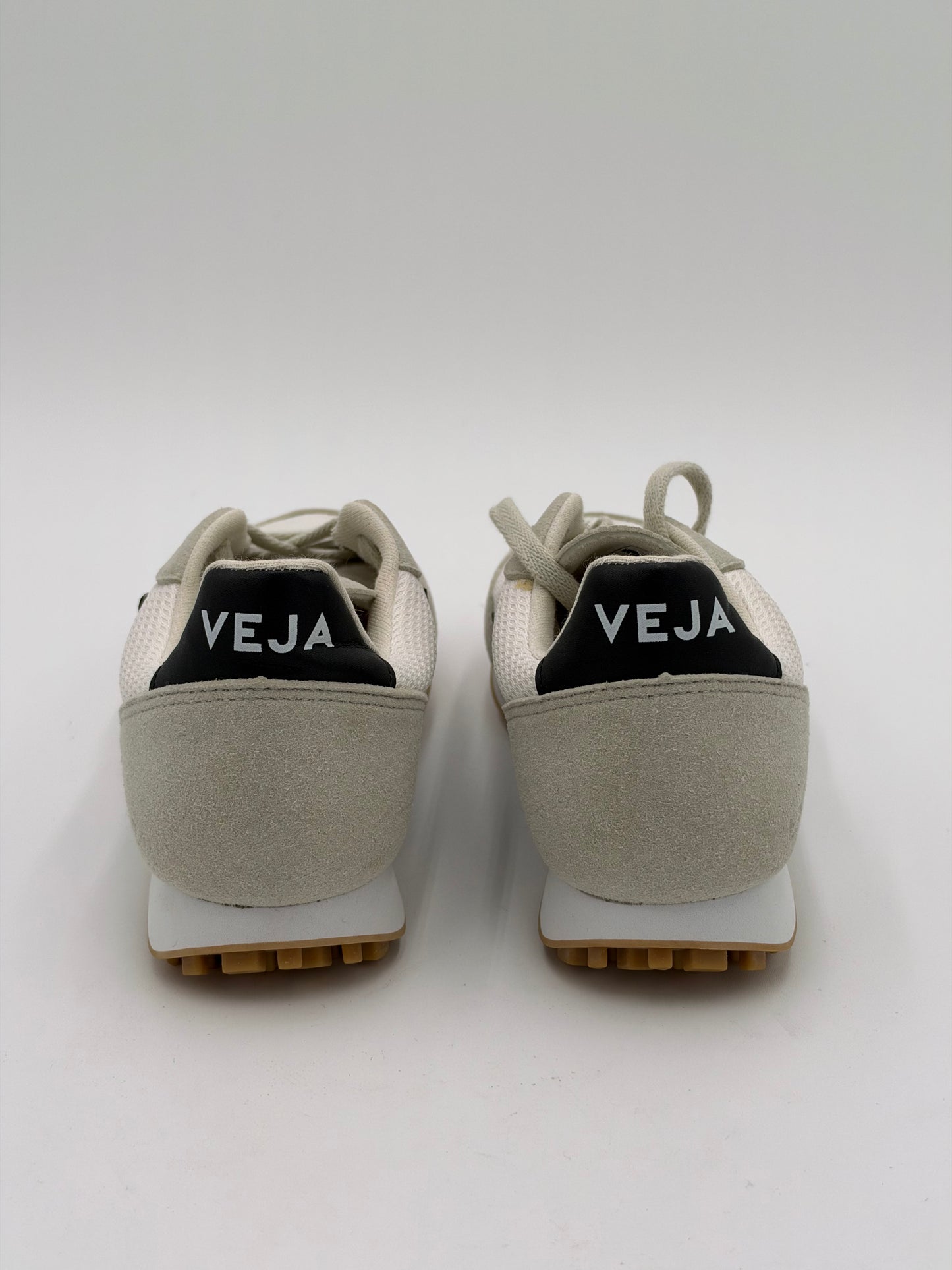 Veja SDU Alveomesh White Black Peirre size 7
