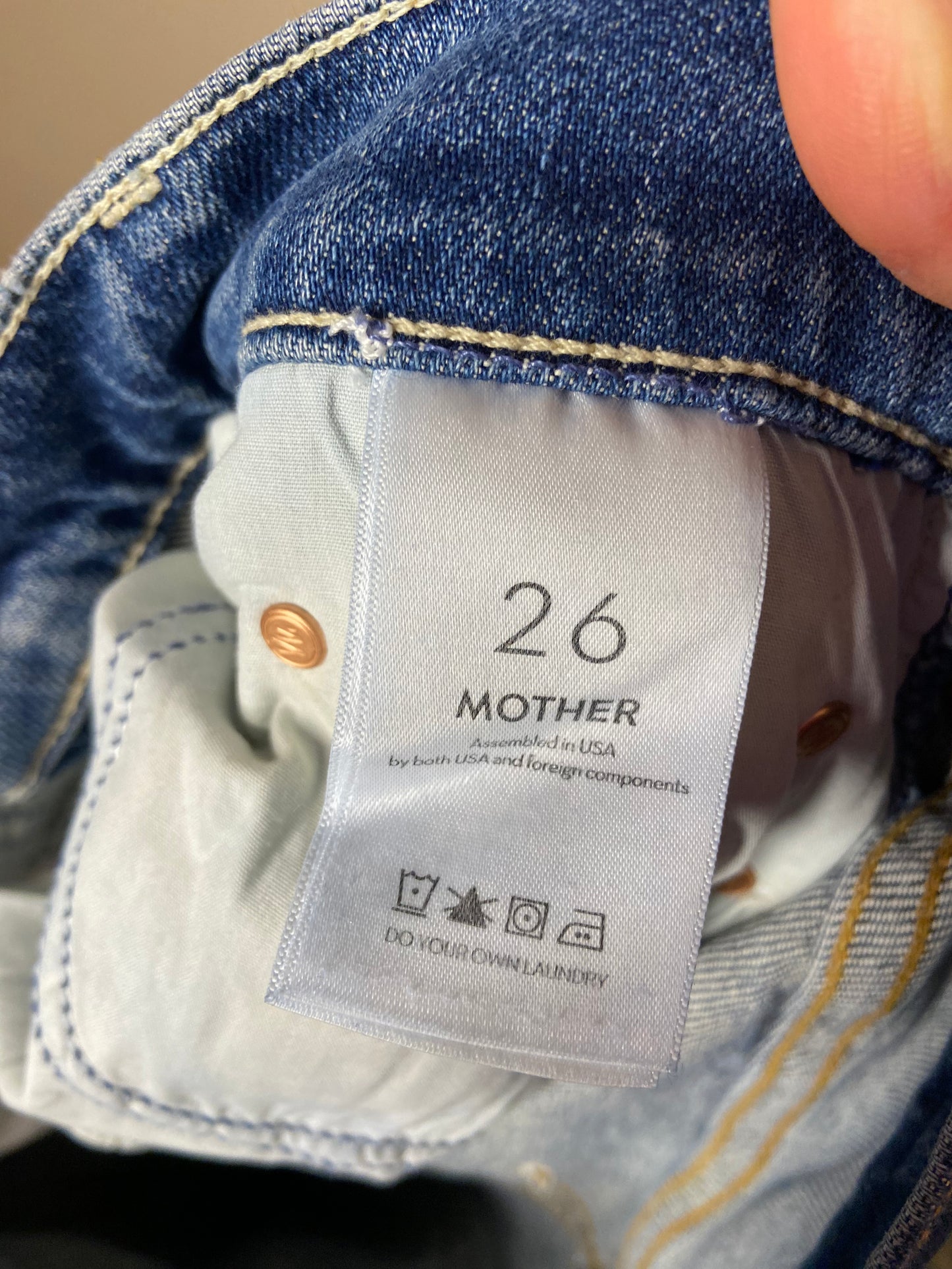 Mother High Waisted Study Hover Jeans size 26
