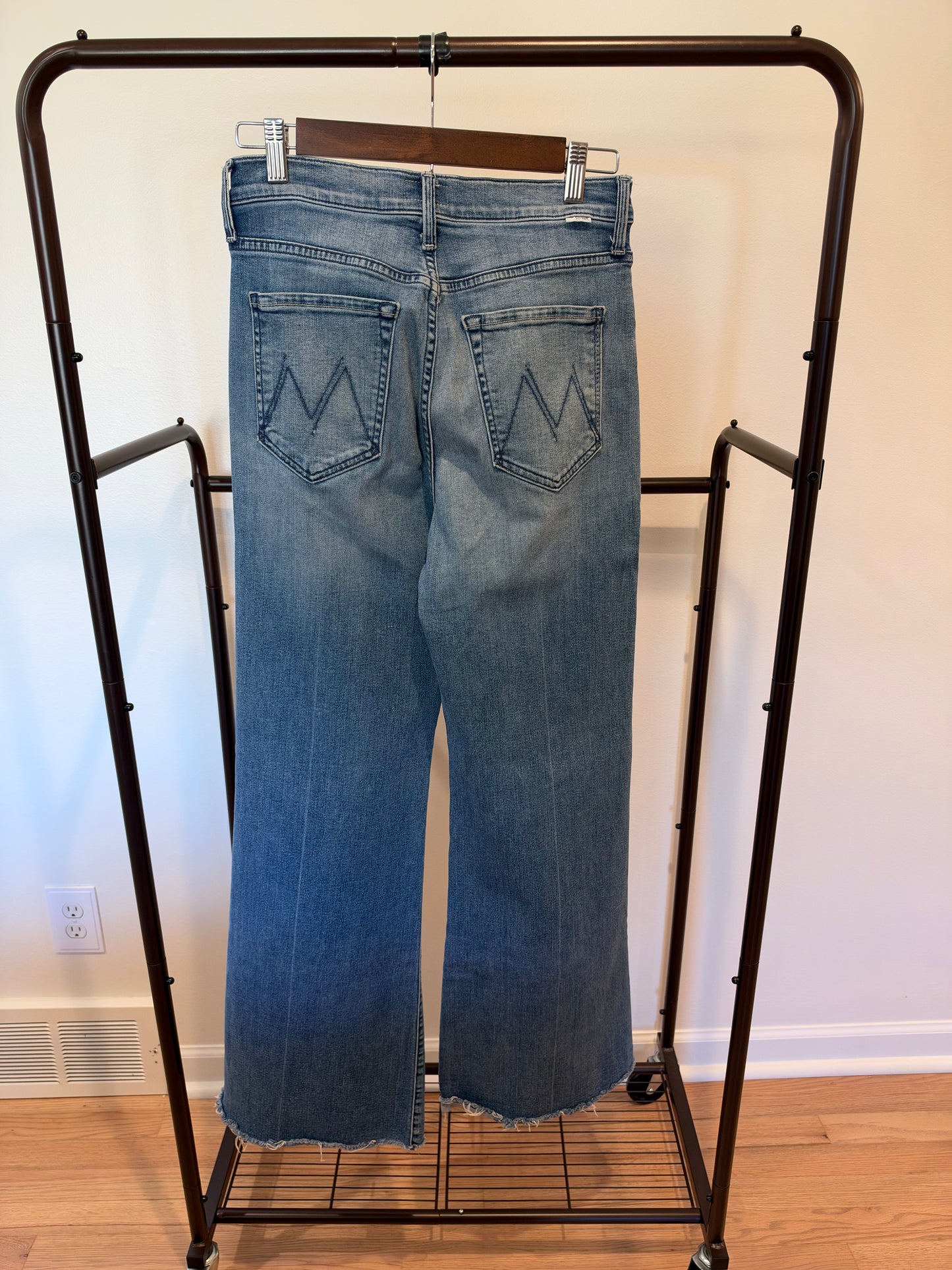 Mother The Tomcat Roller Fray Jeans in We the Animals Wash size 27