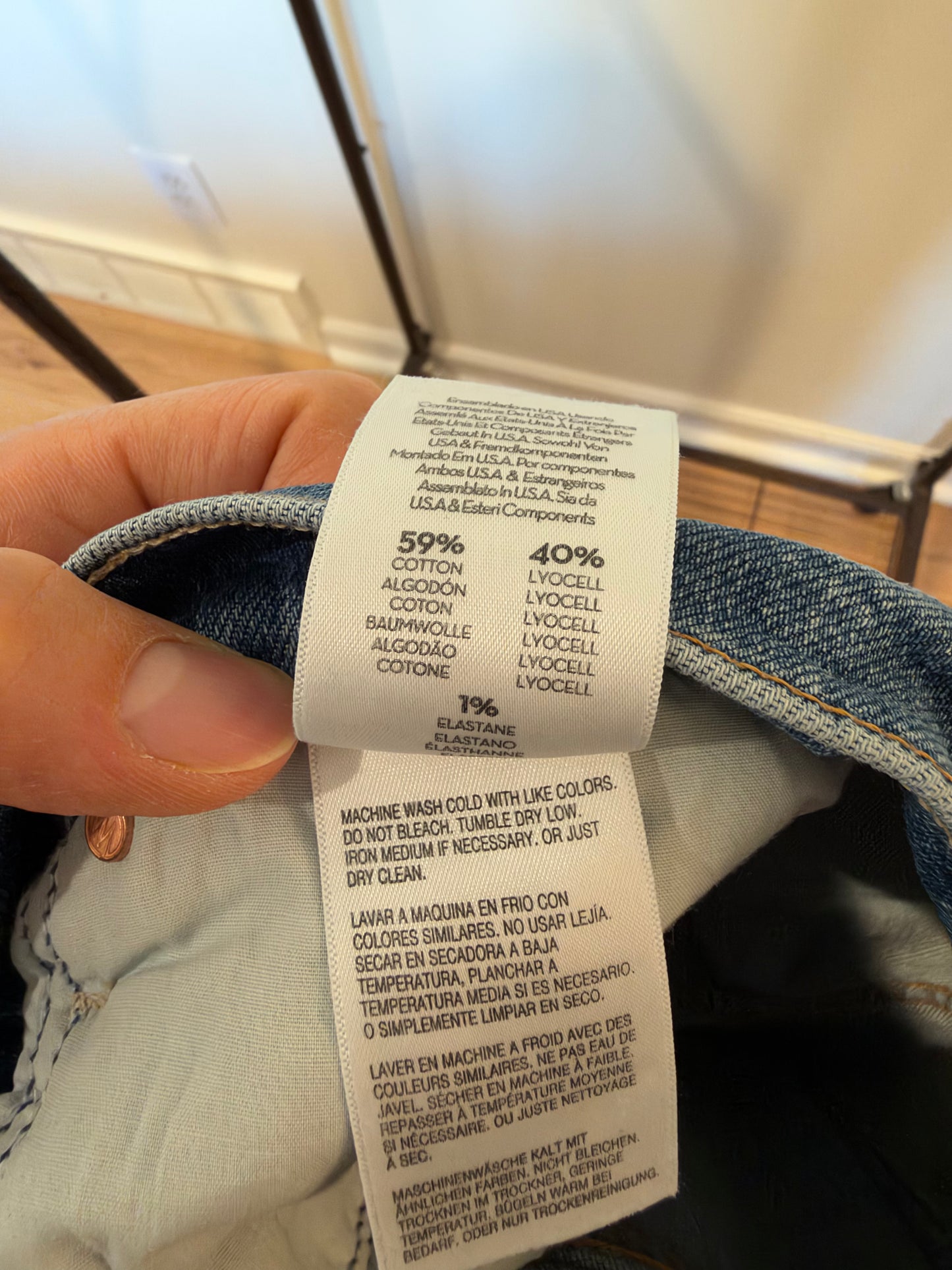 Mother Lil' Mid-Rise Tunnel Vision Sneak Jeans in I'm A Winner Wash size 26