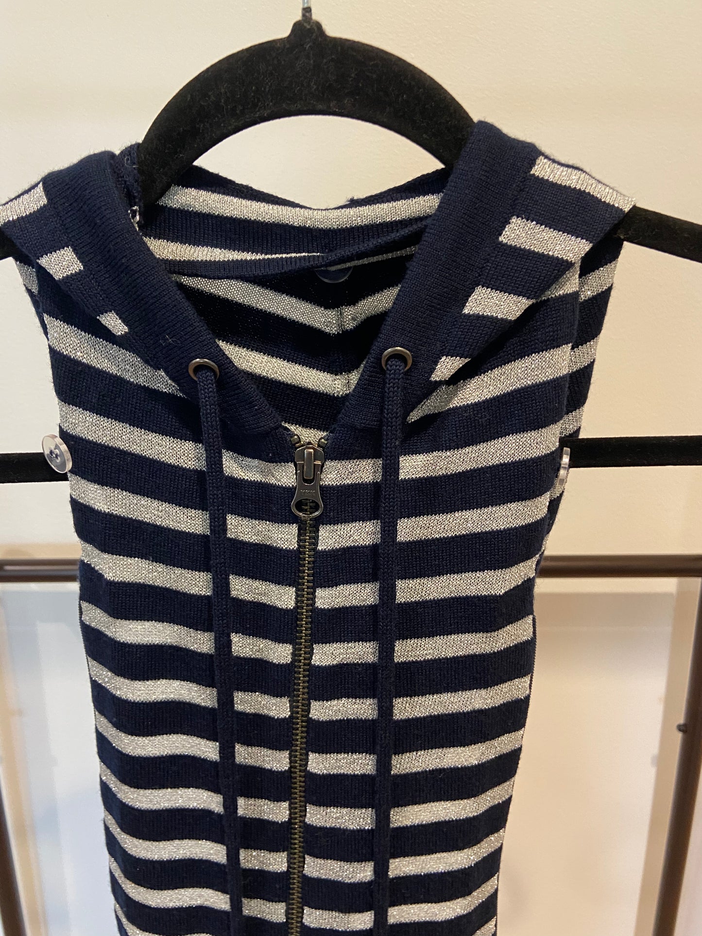 Veronica Beard Dickey in Navy / Metallic Silver size OS
