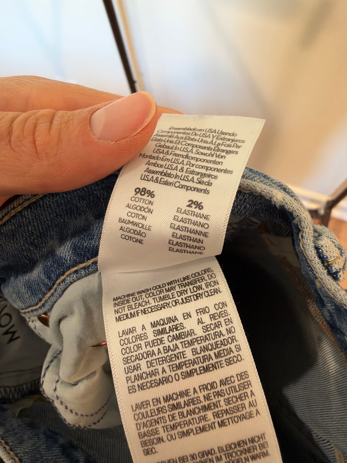Mother The Lasso Sneak Chew Jeans in Just Horsin' Around Wash in size 26