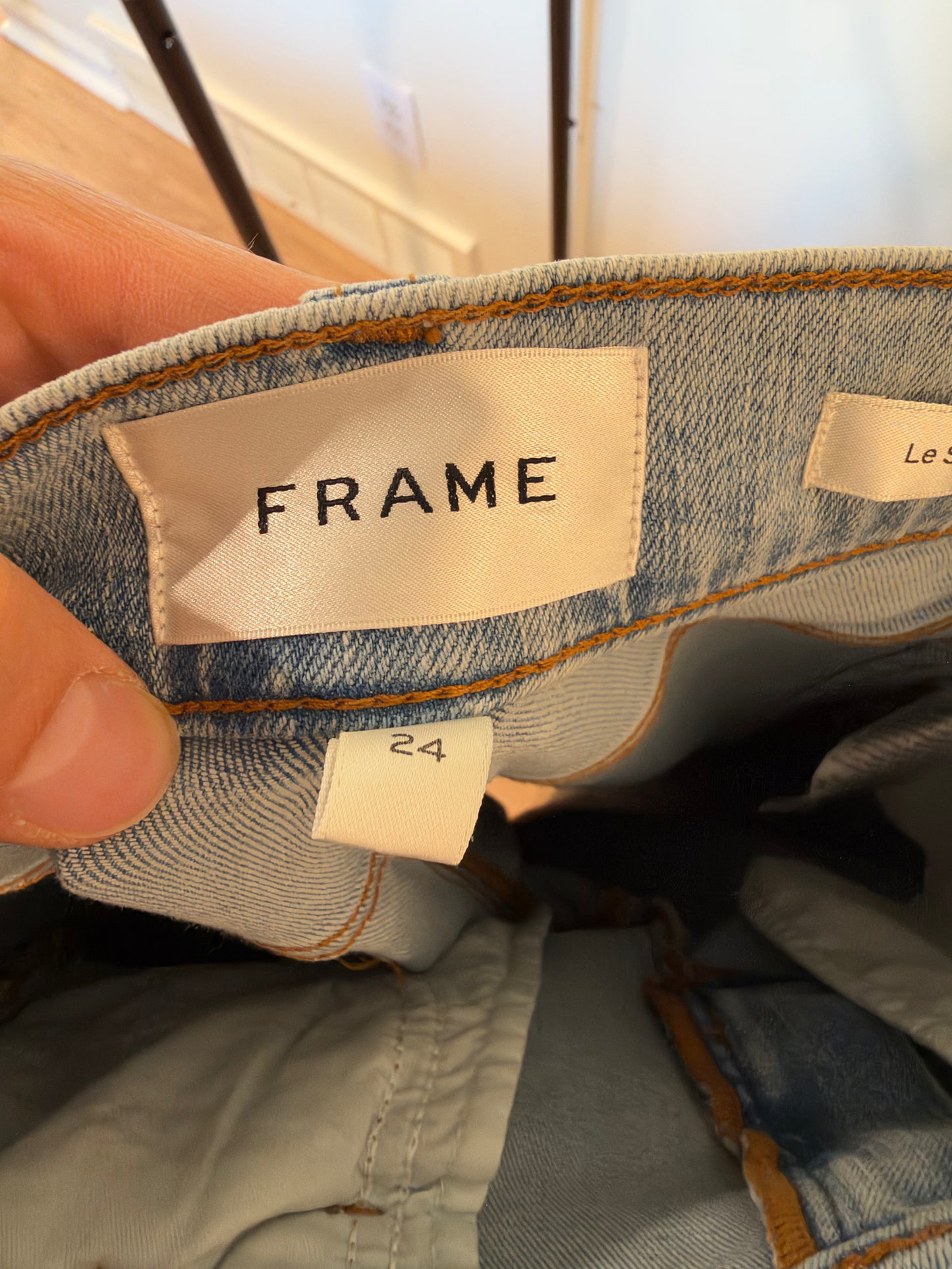 Frame Le Slim Palazzo Jeans in Tribute Wash size 24