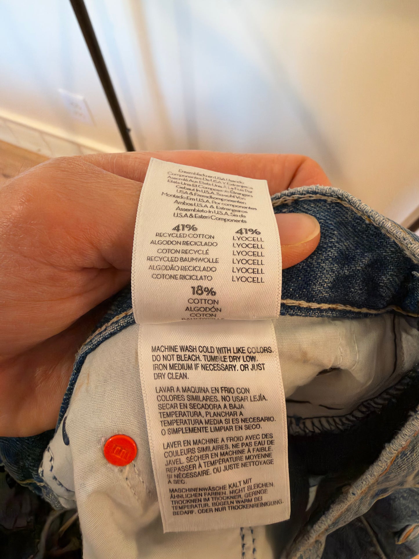 Mother The Lemon Twist Sneak Jeans in Rolling in The Dough Wash size 28