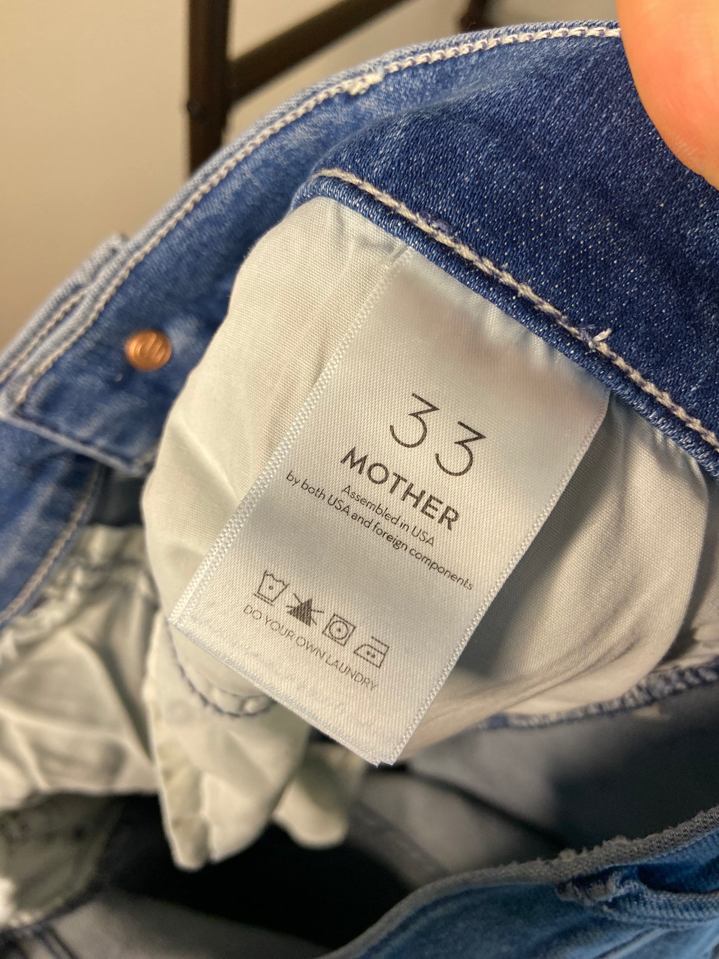 Mother The Hustler Ankle Fray Jeans size 33