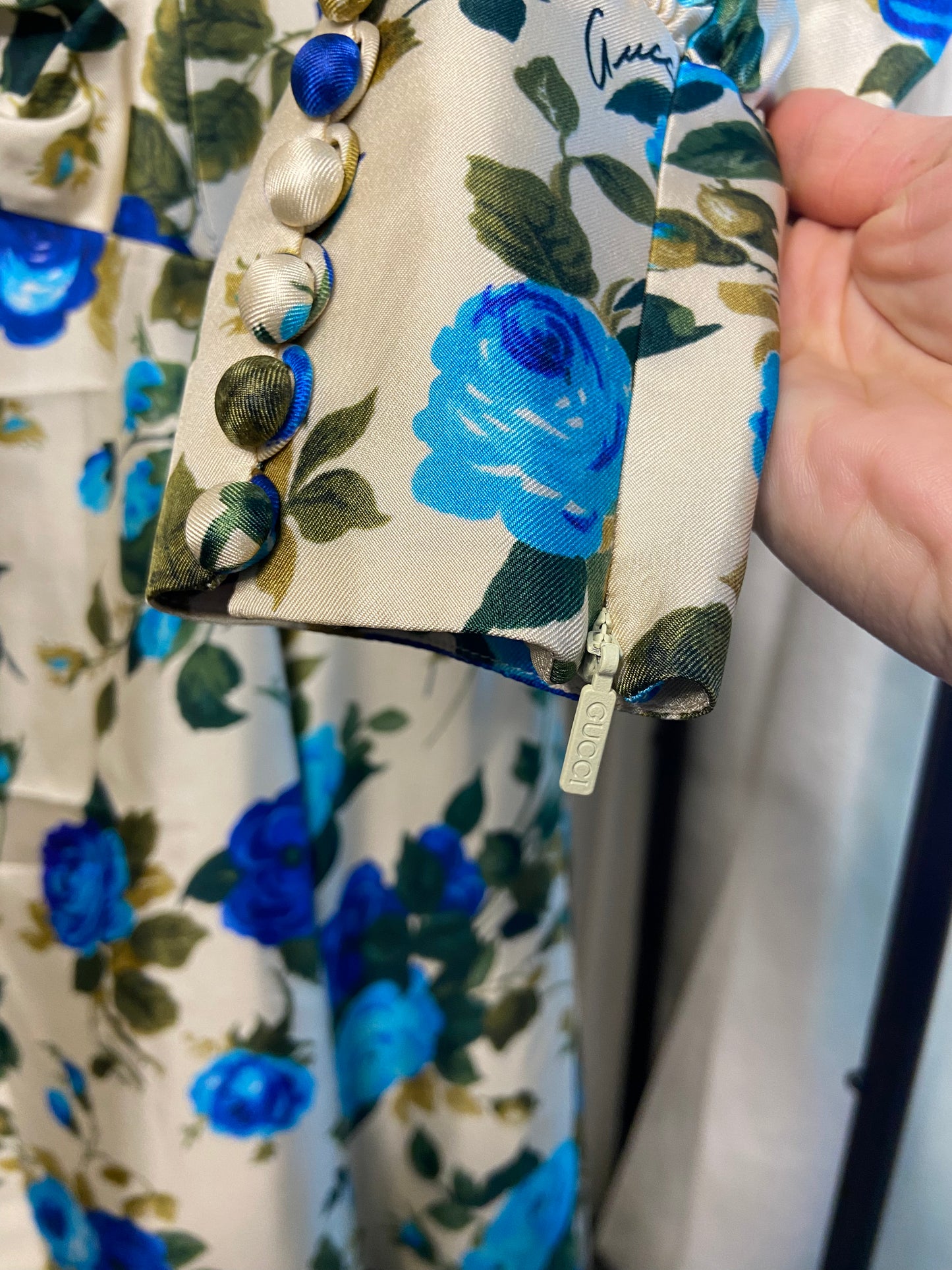 Gucci Rose-print Silk-twill Midi Dress size 40 - US 4