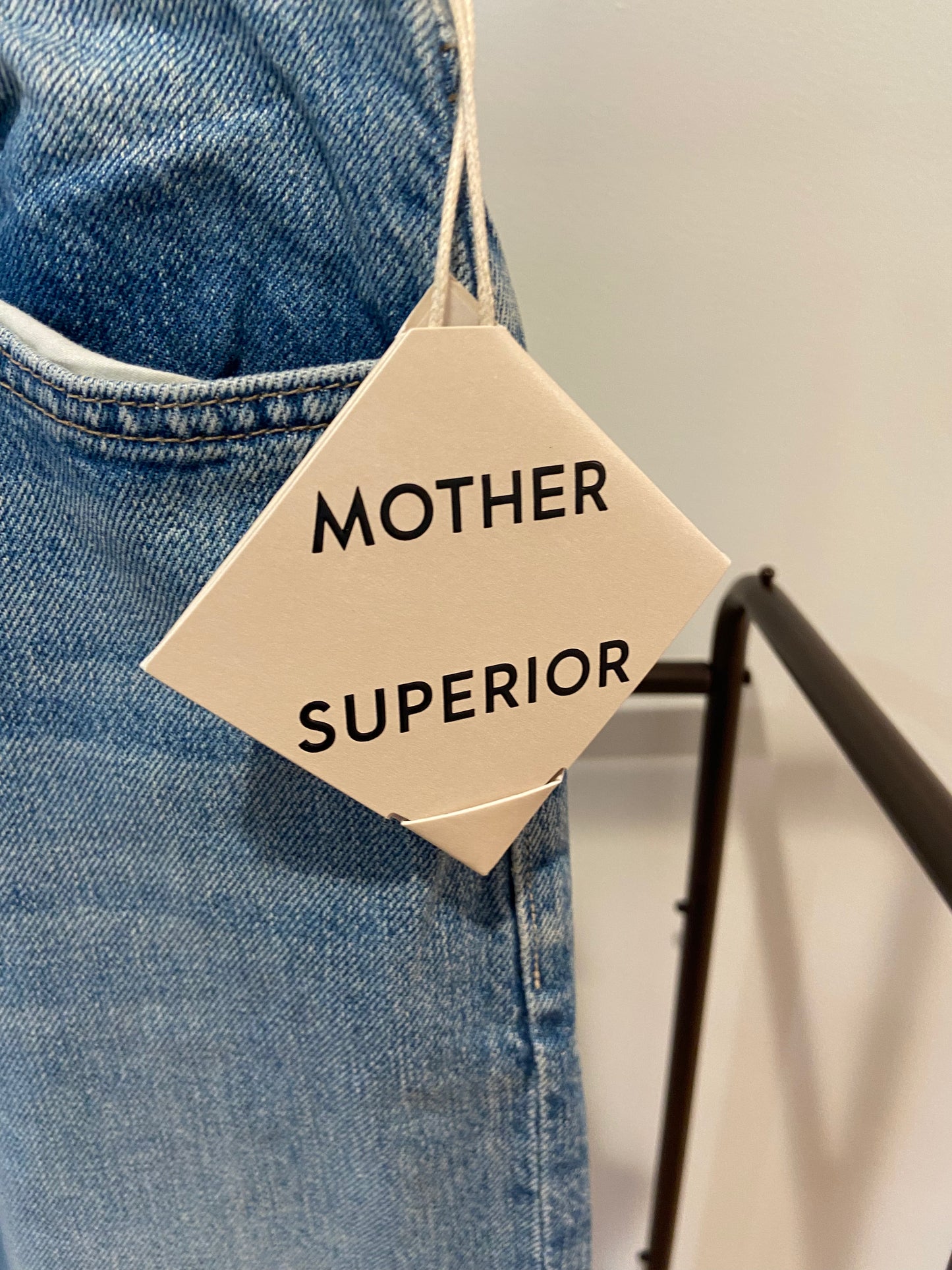 Mother The Dodge Skimp Cuff Jeans in Leap of Faith size 28