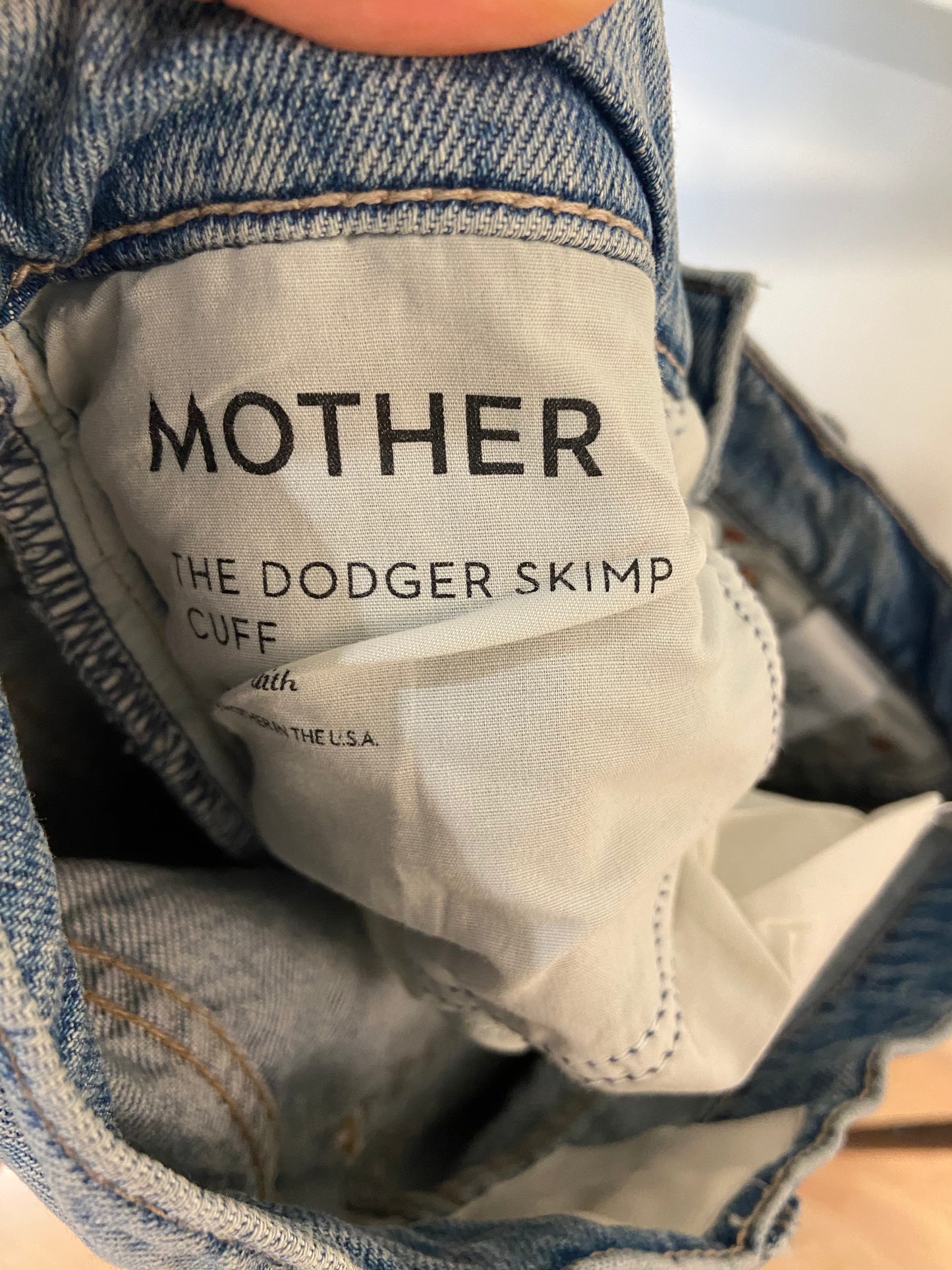 Mother The Dodge Skimp Cuff Jeans in Leap of Faith size 28