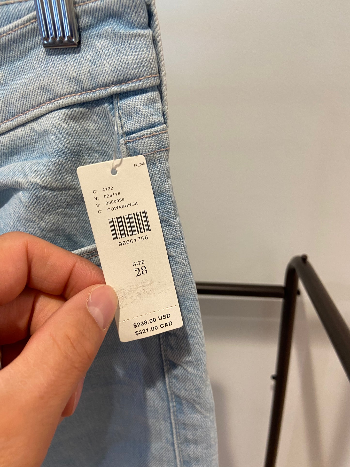 Mother The Twister Ankle Fray Jeans in Cowabunga size 28
