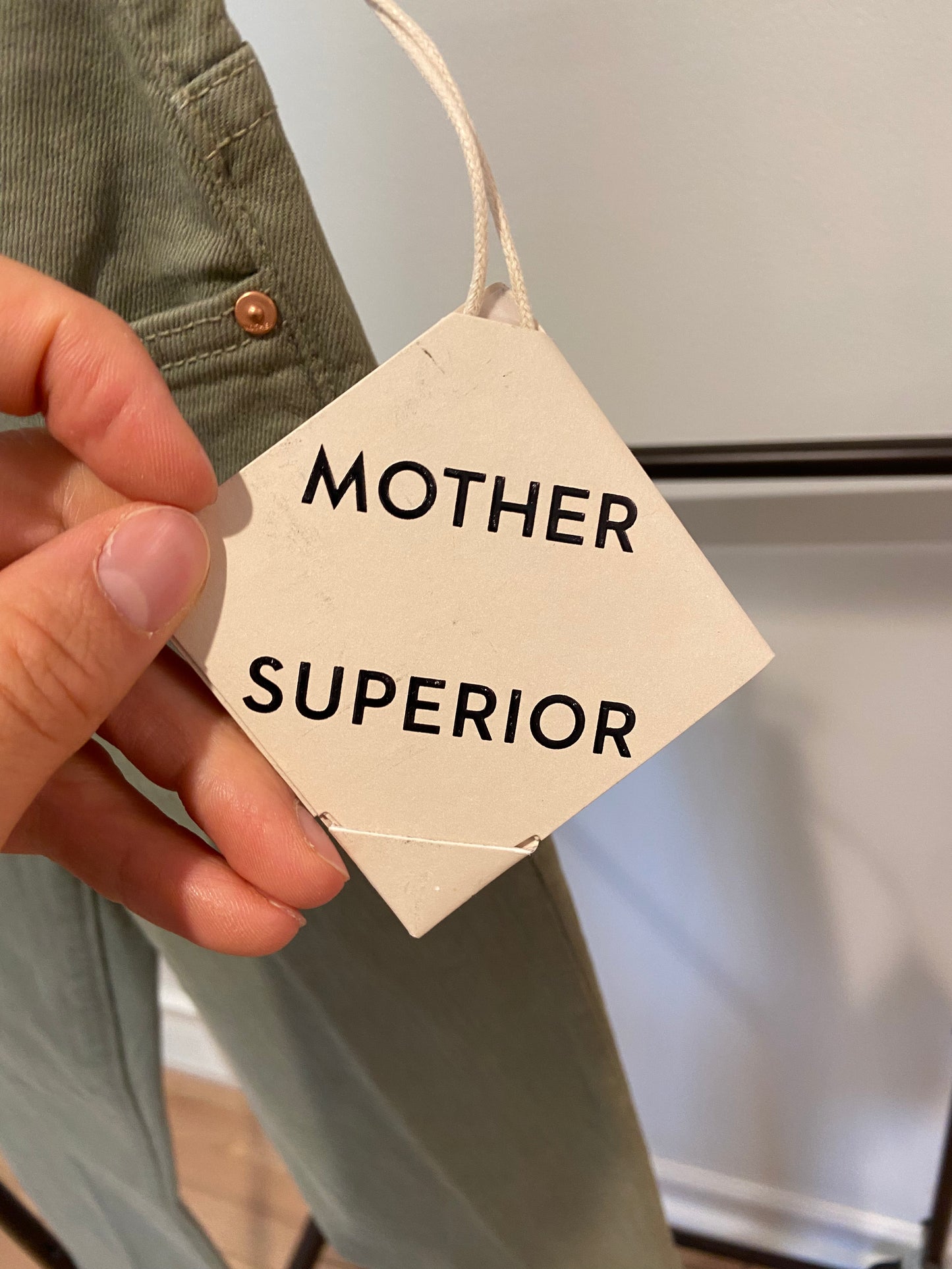 Mother The Insider Hover Jeans in the Devil May Care Wash size 23