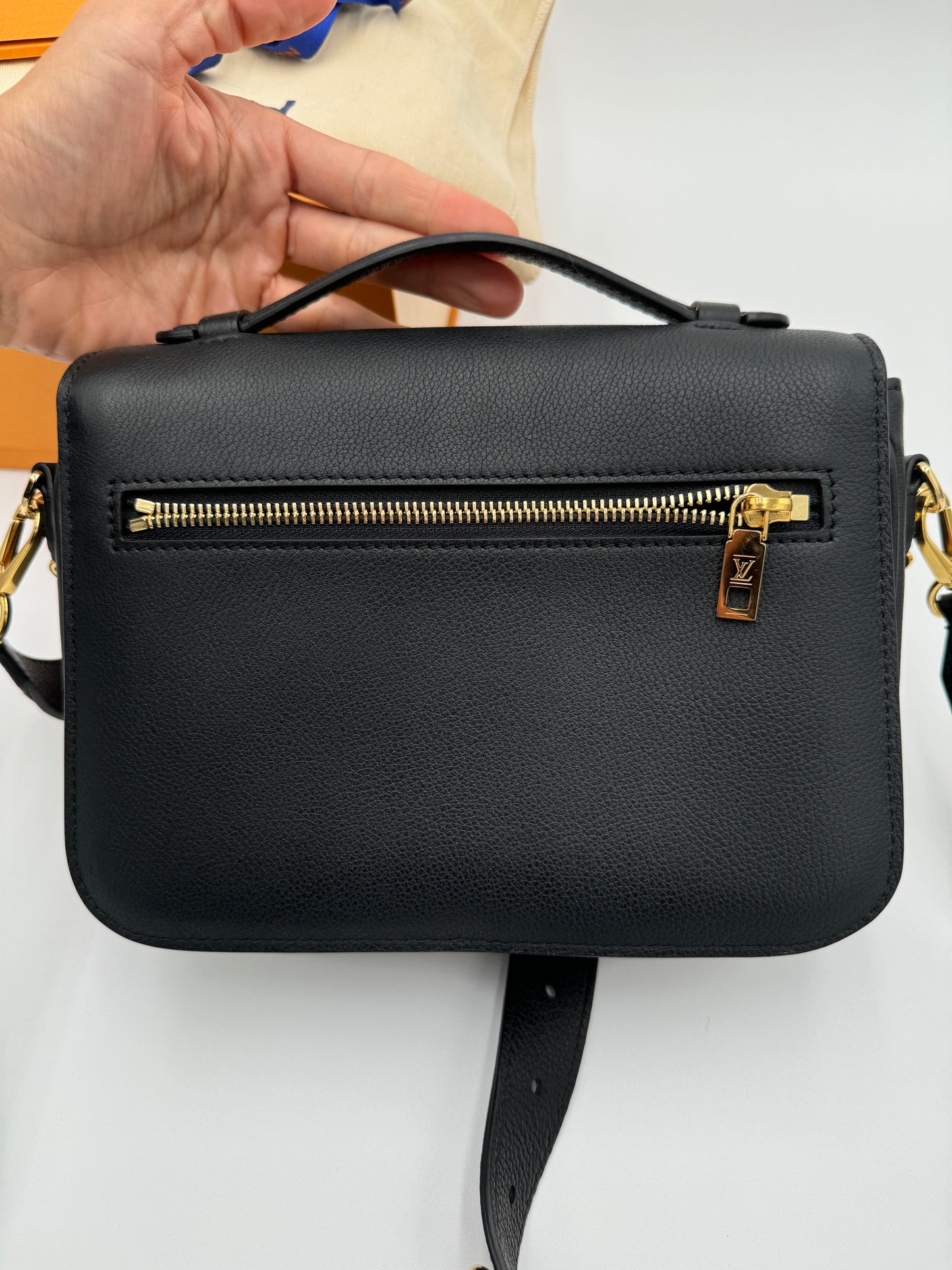 Louis Vuitton Oxford Black Crossbody Bag