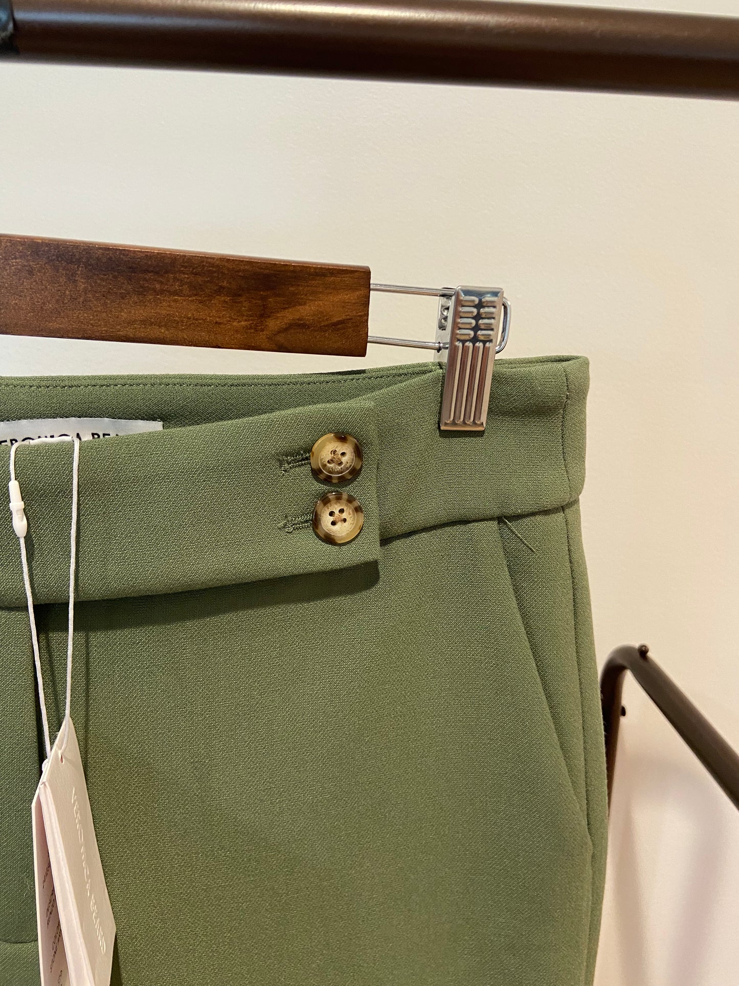 Veronica Beard Renzo Pants in Stone Army Green size 2