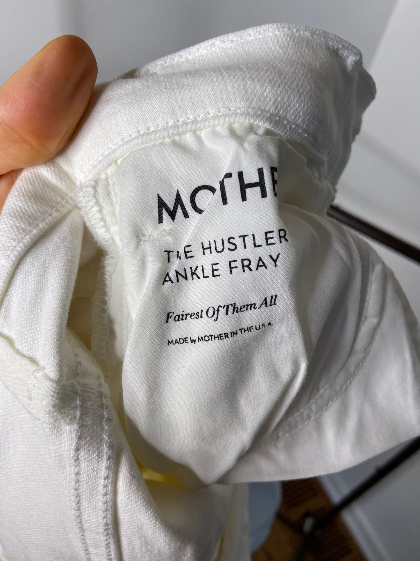 Mother The Hustler Ankle Fray Jeans size 26