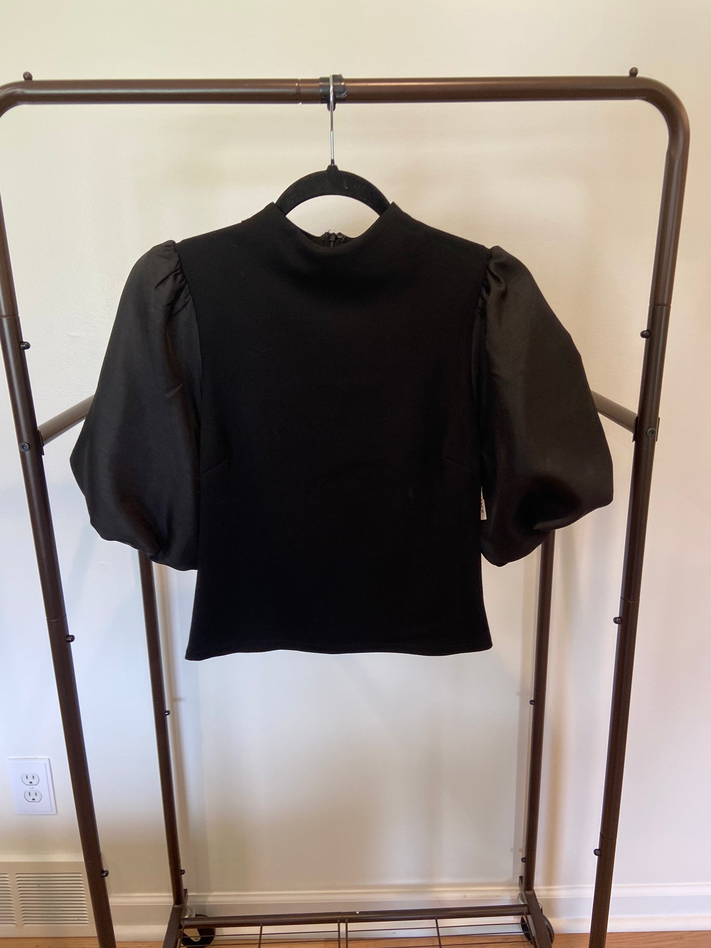Sunday in Brooklyn Black Puff-Sleeve Ponte Top size S