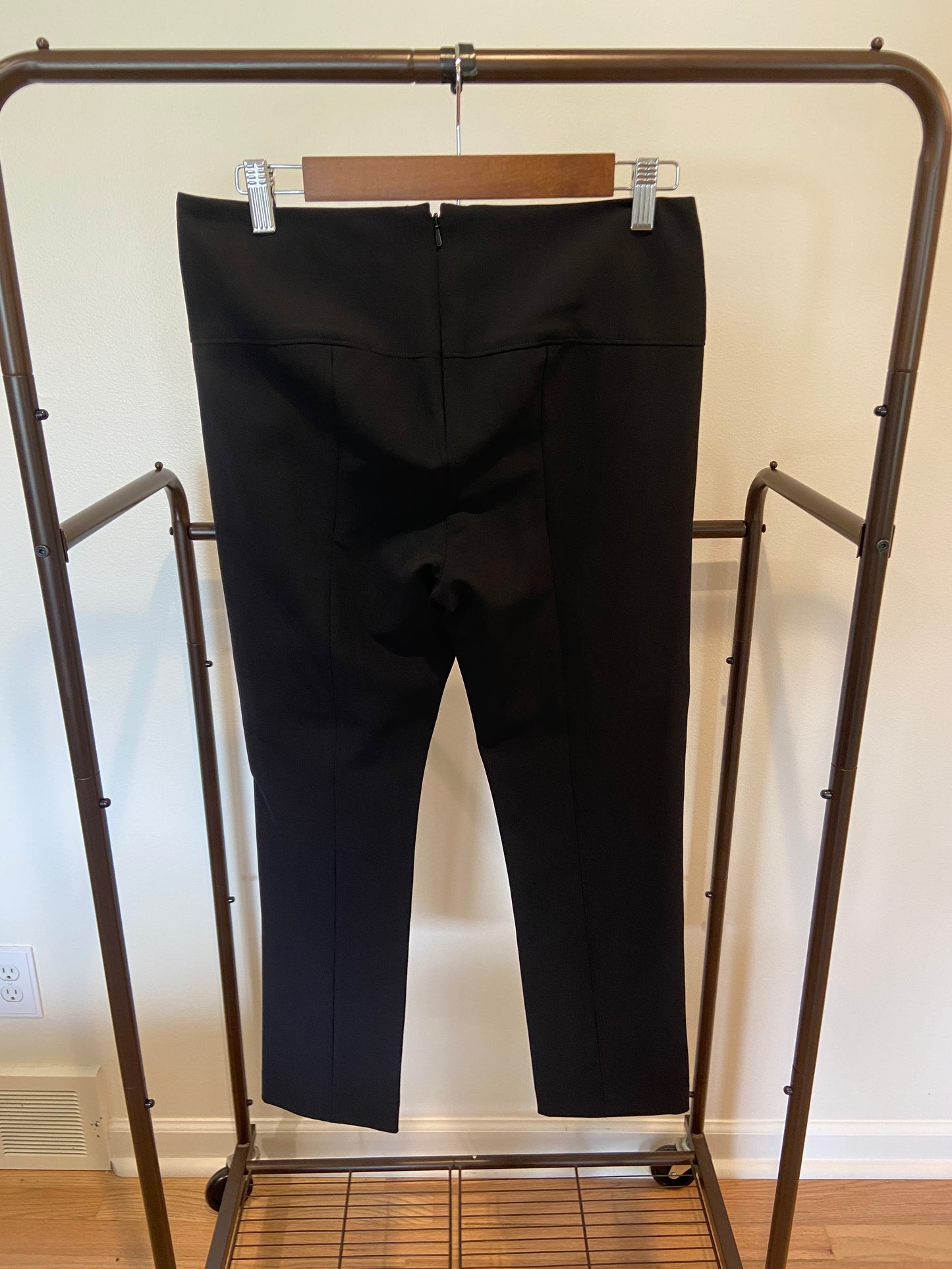 Veronica Beard Zip Back Scuba Pant size 10