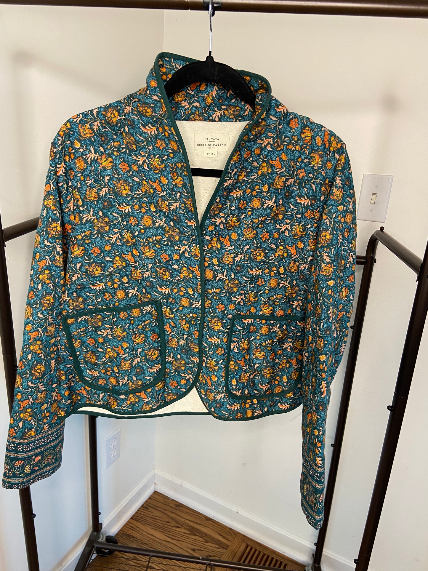 Trovata Birds of Paradis August Quilted Jacket Botanical Border size S