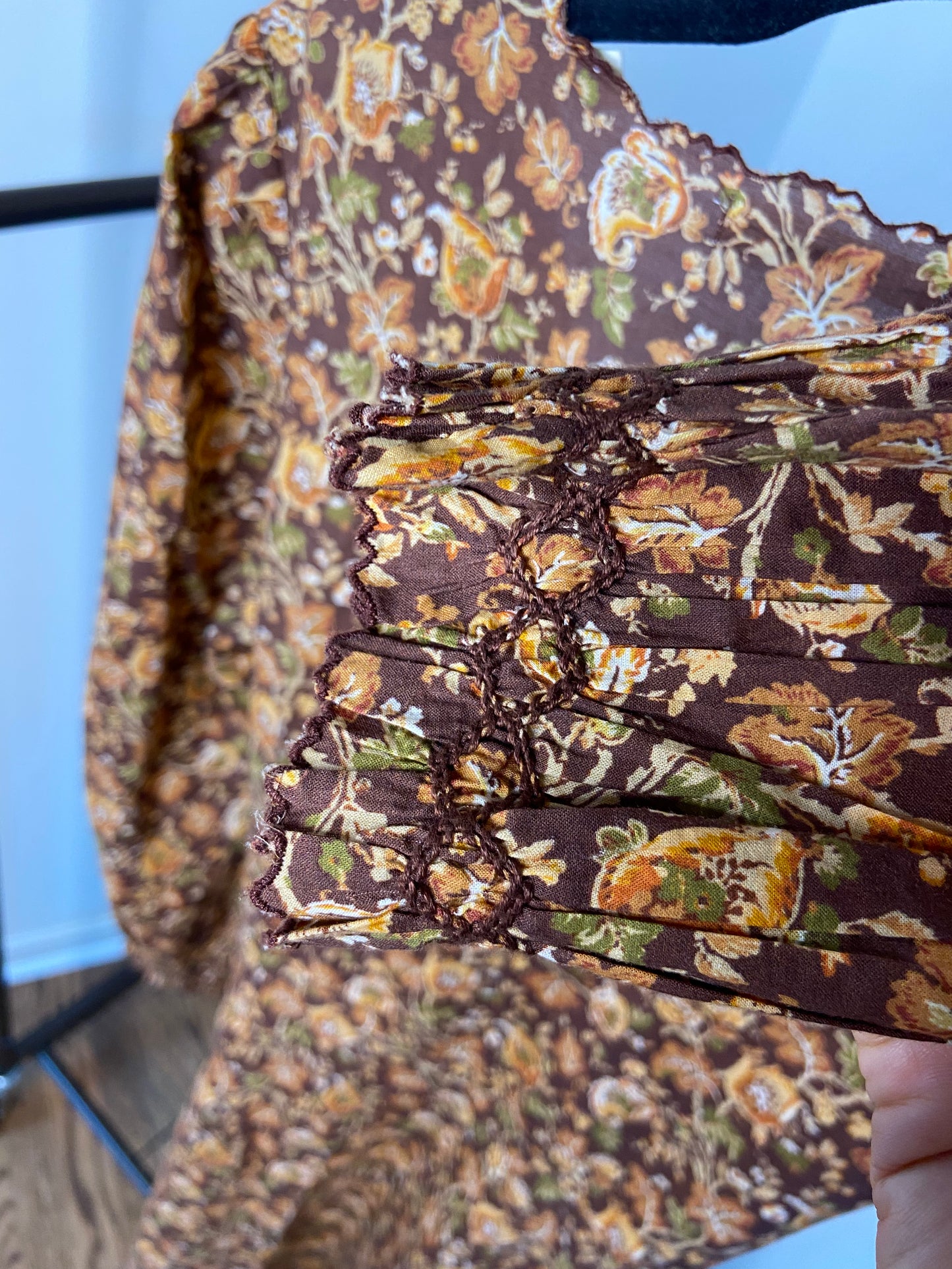 Doen Milana Autumn Floral Midi Dress size S