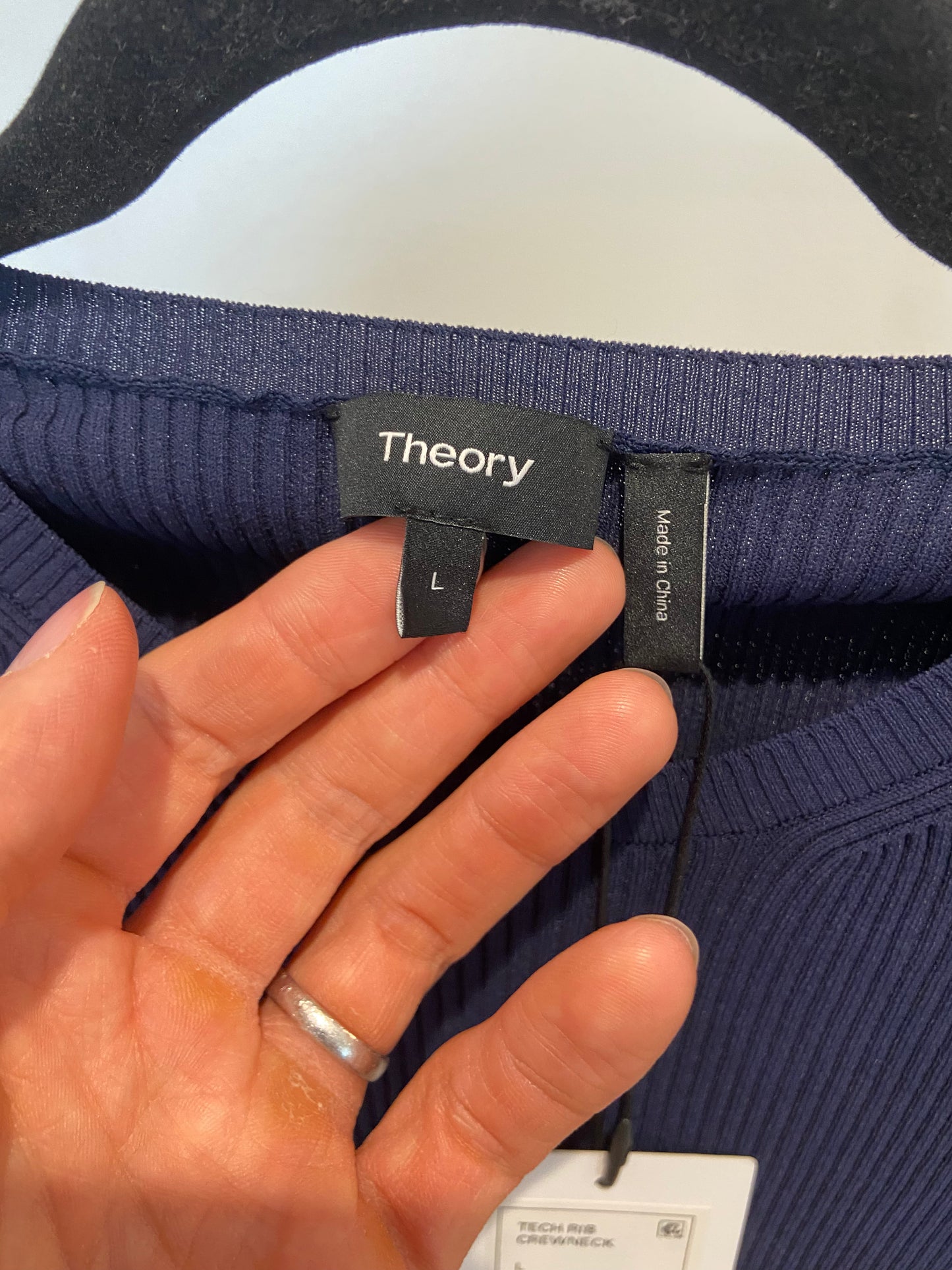 Theory Tech Rib Crewneck Shirt in Navy size L