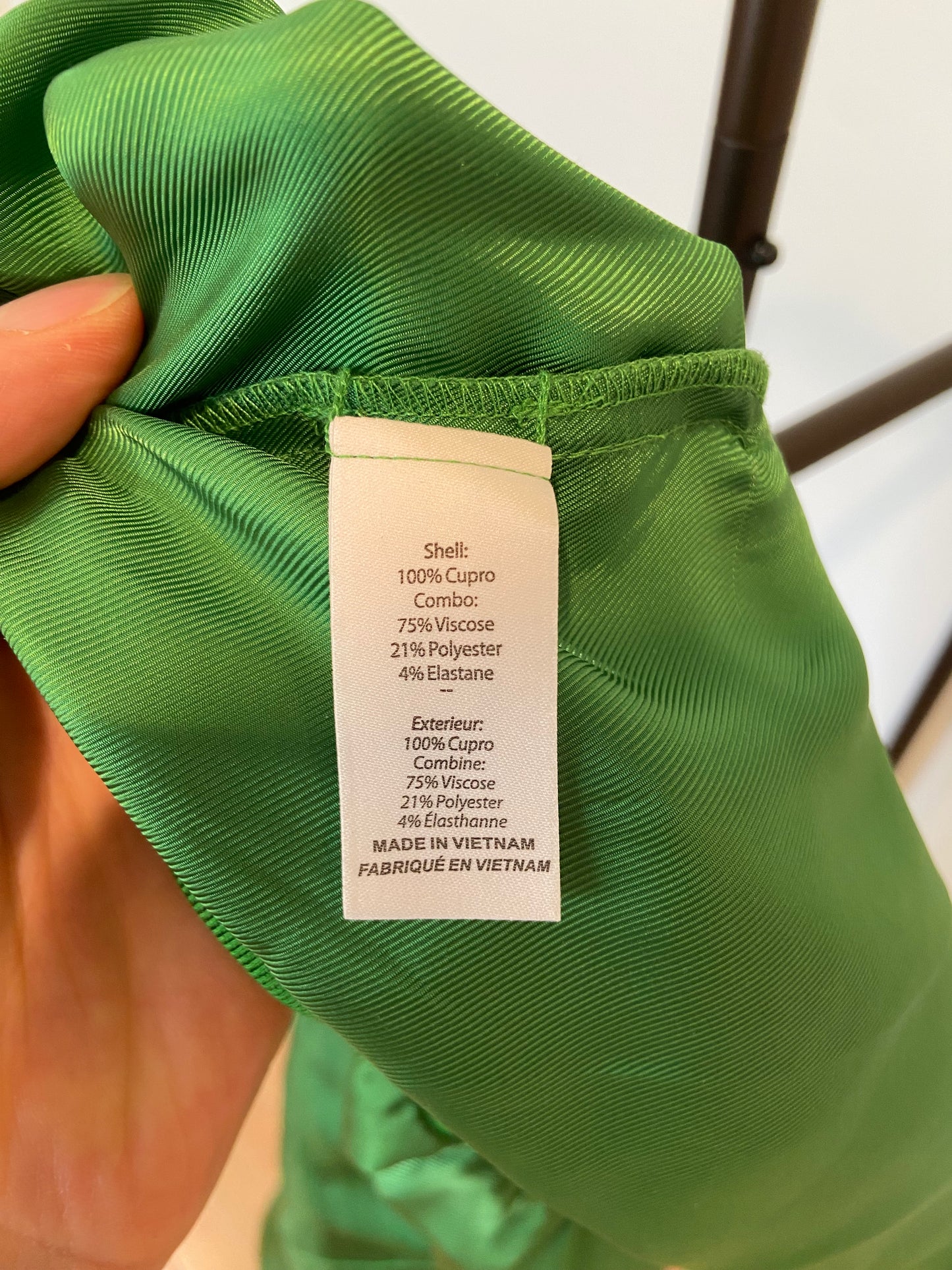 Cinq a Sept Holly Ruffle Sleeve Jacket and Giles Cargo Joggers in Green size S