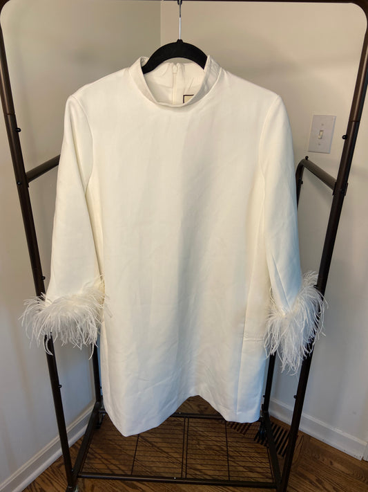 Tuckernuck White Feather Mod Ellie Dress size L