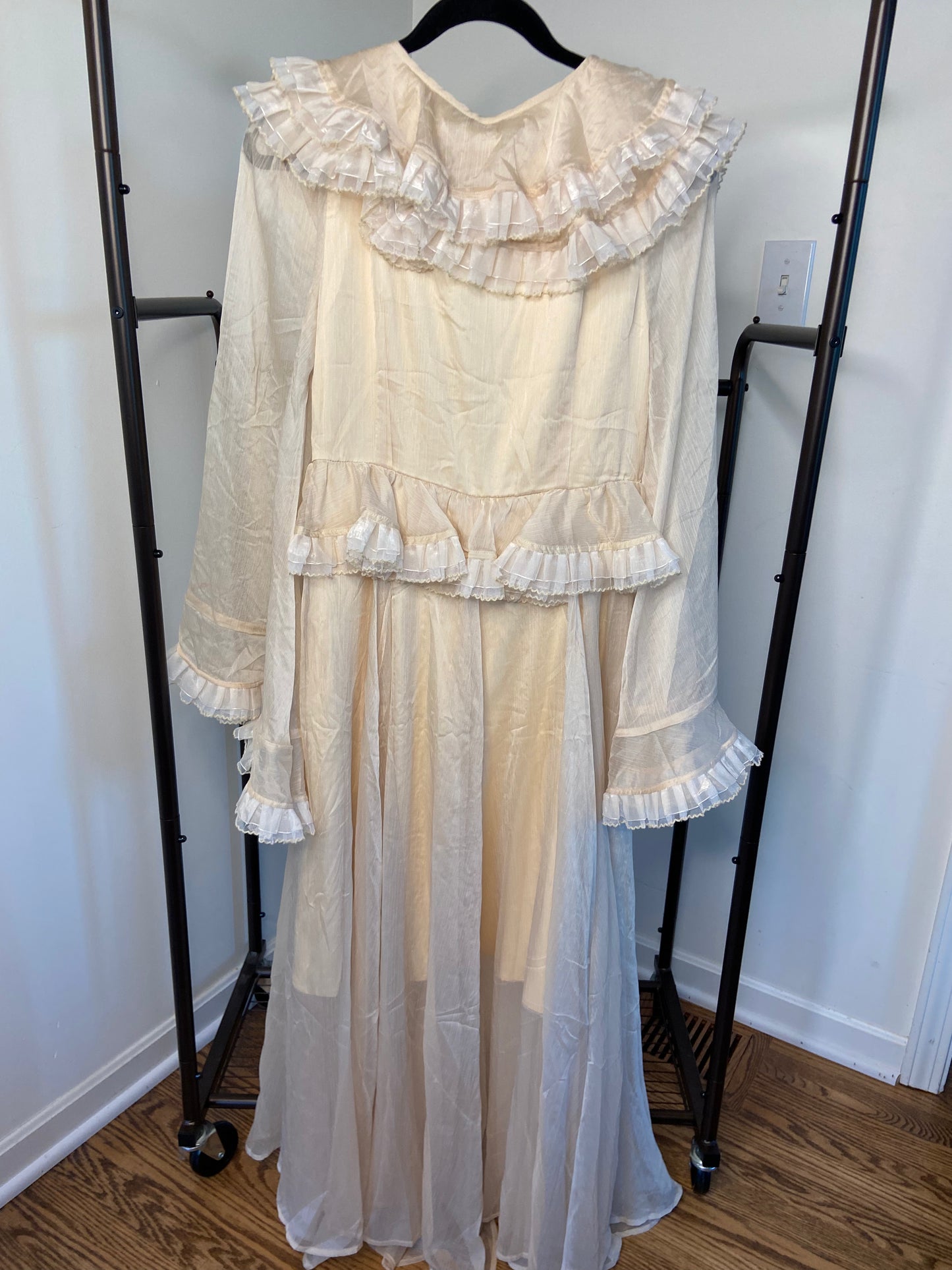 Celia B Bliss Maxi Dress size M