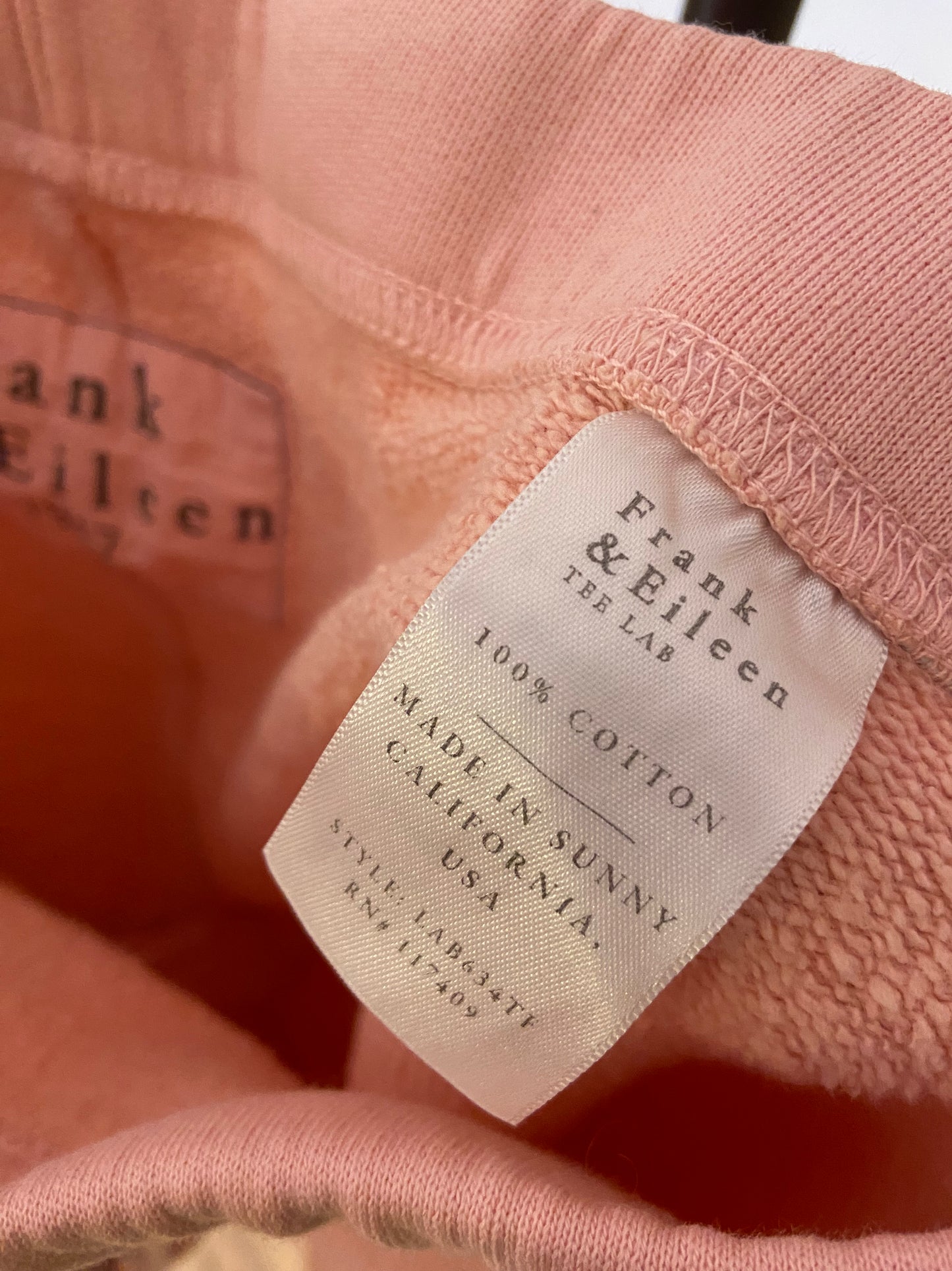 Frank and Eileen Malibu Travel Set in Vintage Rose size OS/L