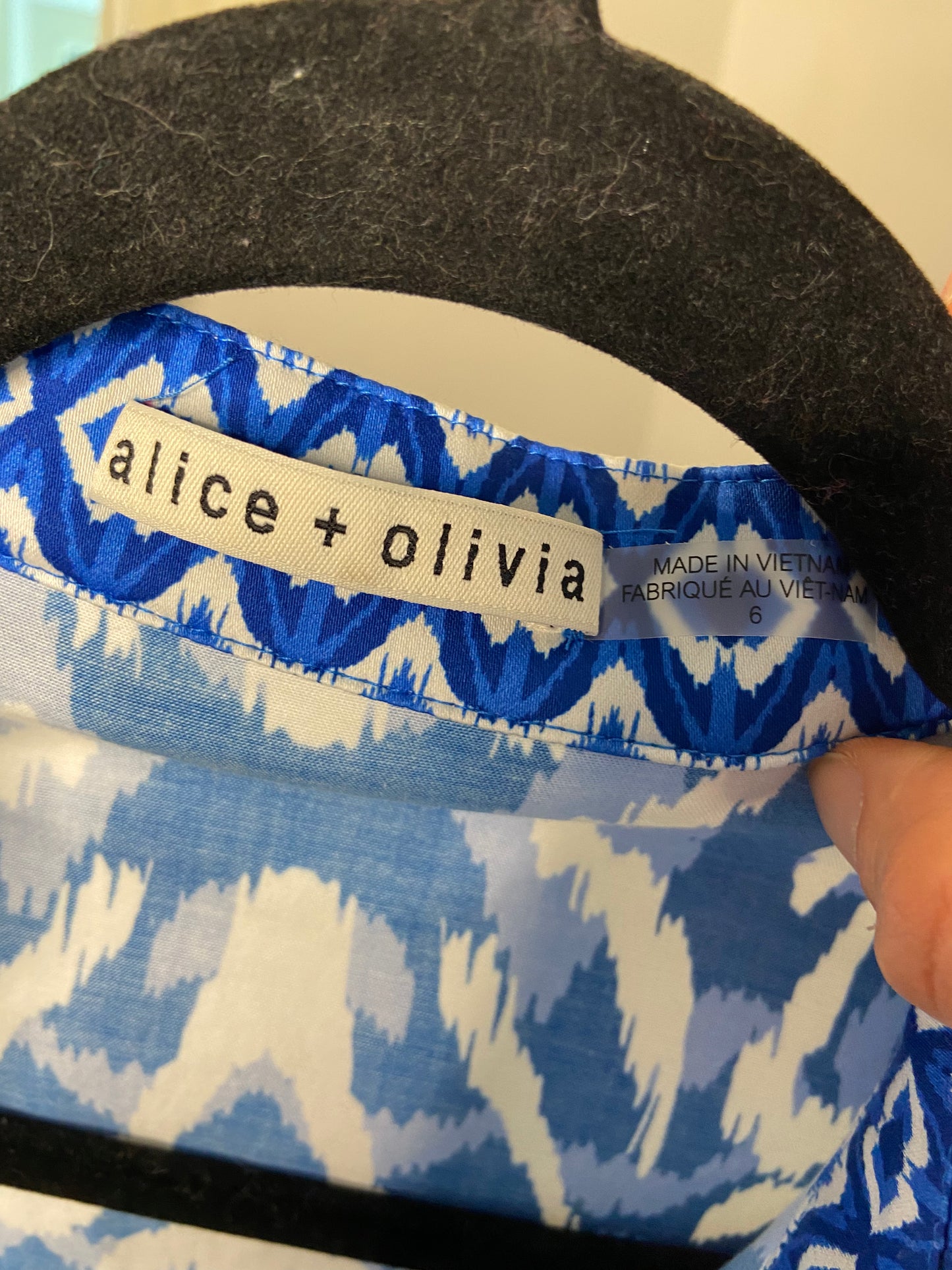 Alice and Olivia Lucy Roll Sleeve Mini Shirt Dress French Blue size 6