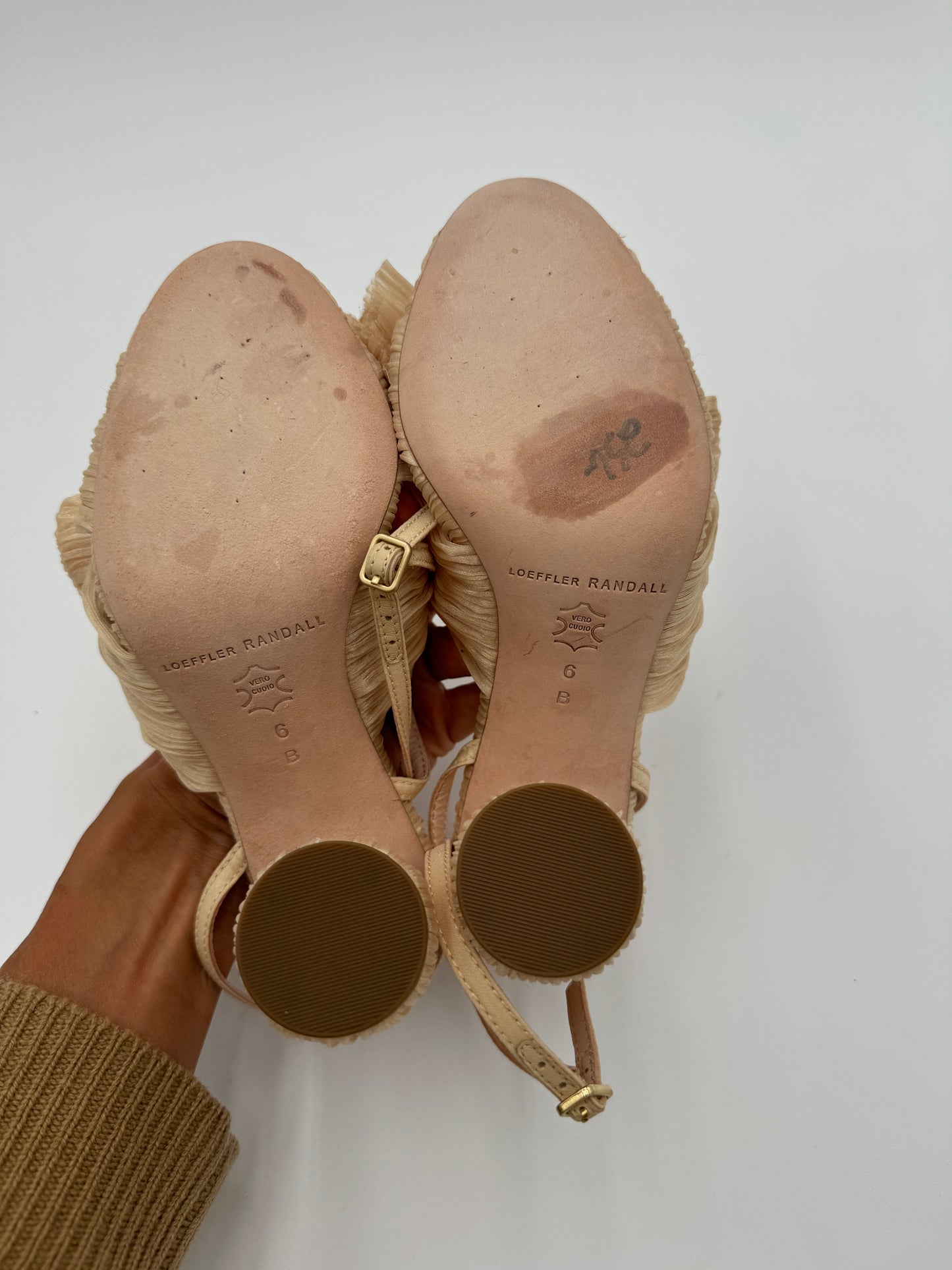 Loeffler Randall Camellia pleated knot 90mm sandals size 6