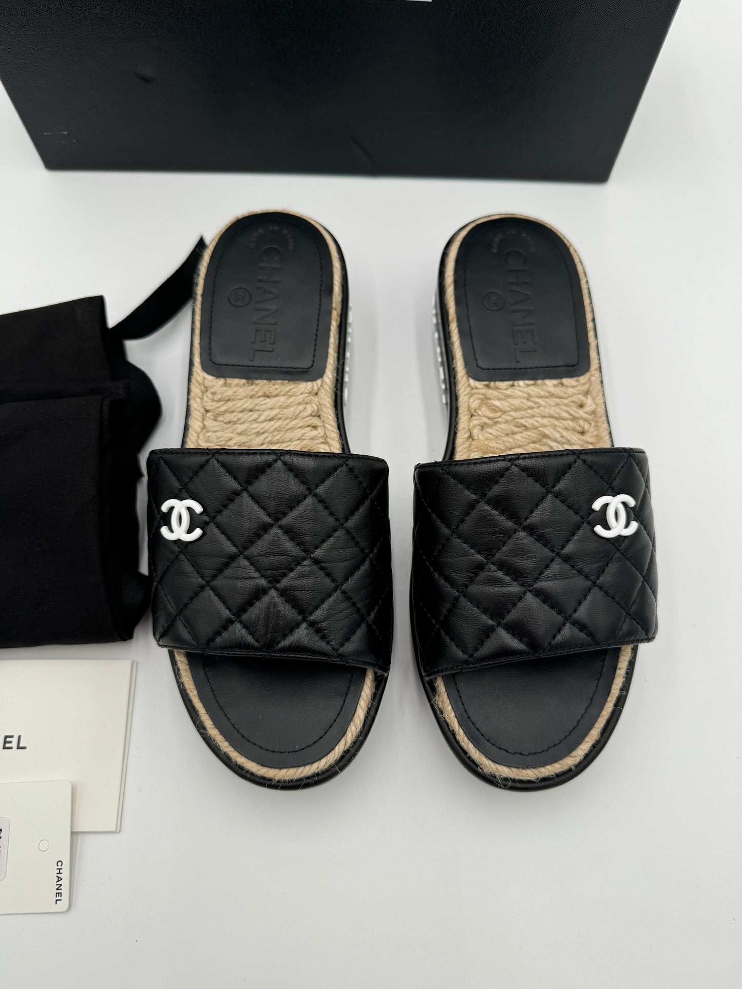 Chanel 2020 Interlocking CC Logo Slides Platforms size 37
