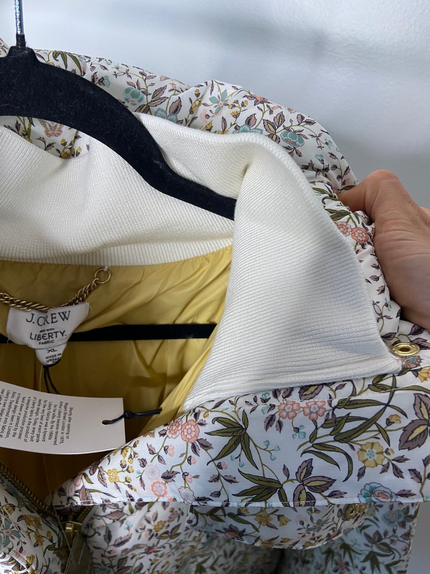 J. Crew Flurry Puffer Jacket with PrimaLoft in Liberty Tapestry Floral size XL