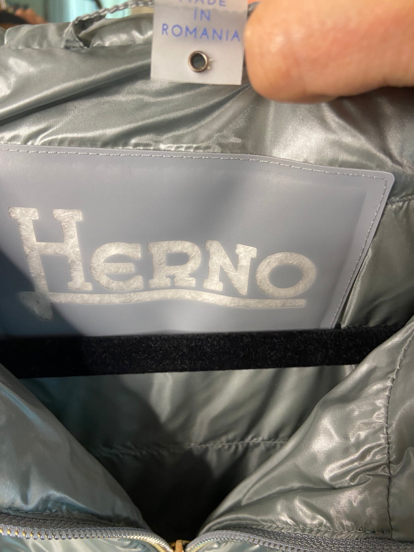 Herno Ultralight Hooded Vest size 42 - US 6