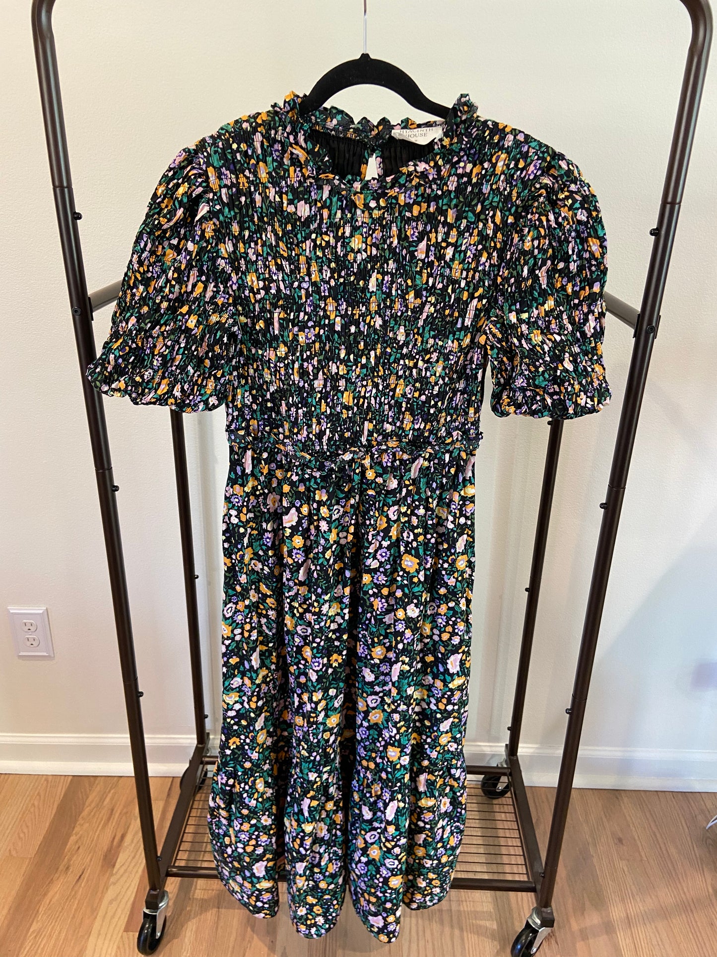 Hyacinth House Black Multi Floral Smocked Samantha Midi Dress size M