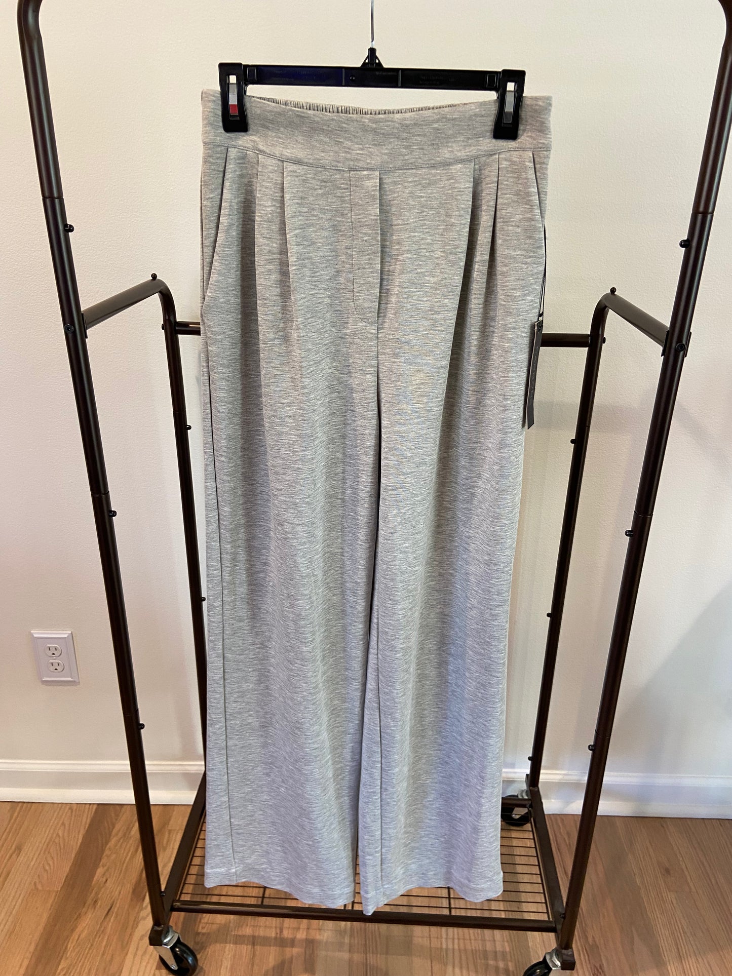 Carbon 38 Wide Leg Pants size M