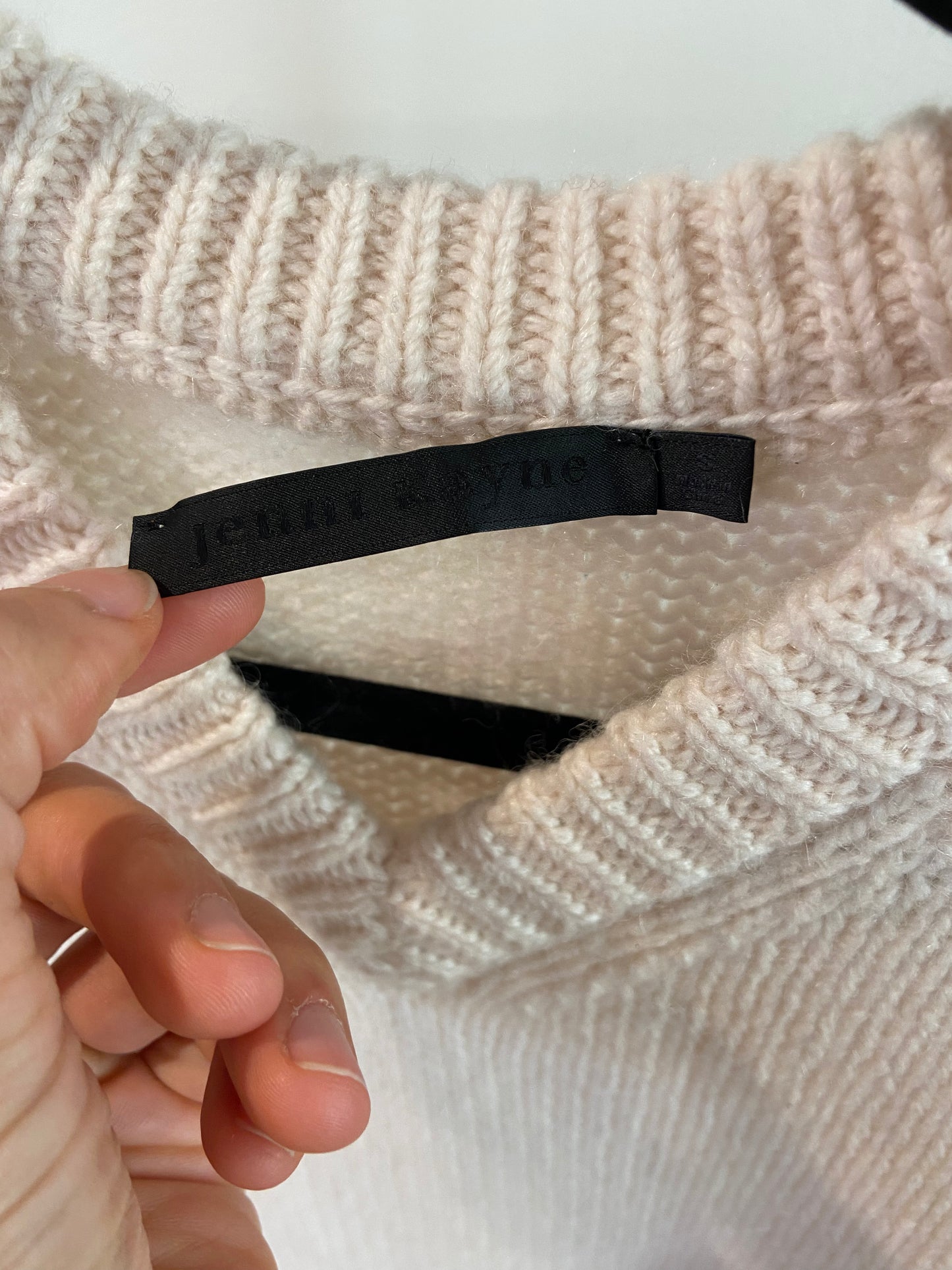 Jenni Kayne Kate V-Neck Cashmere Sweater