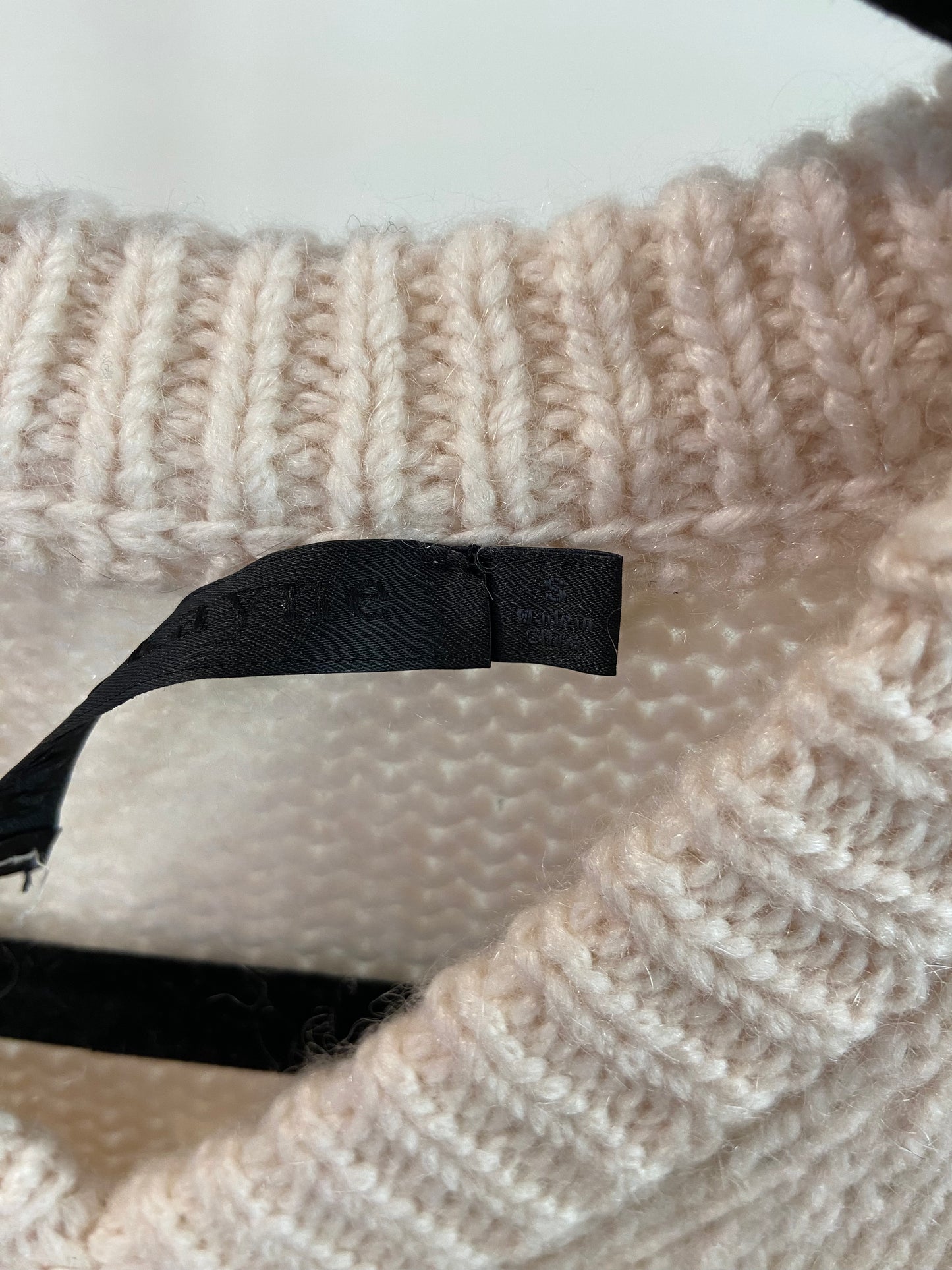 Jenni Kayne Kate V-Neck Cashmere Sweater