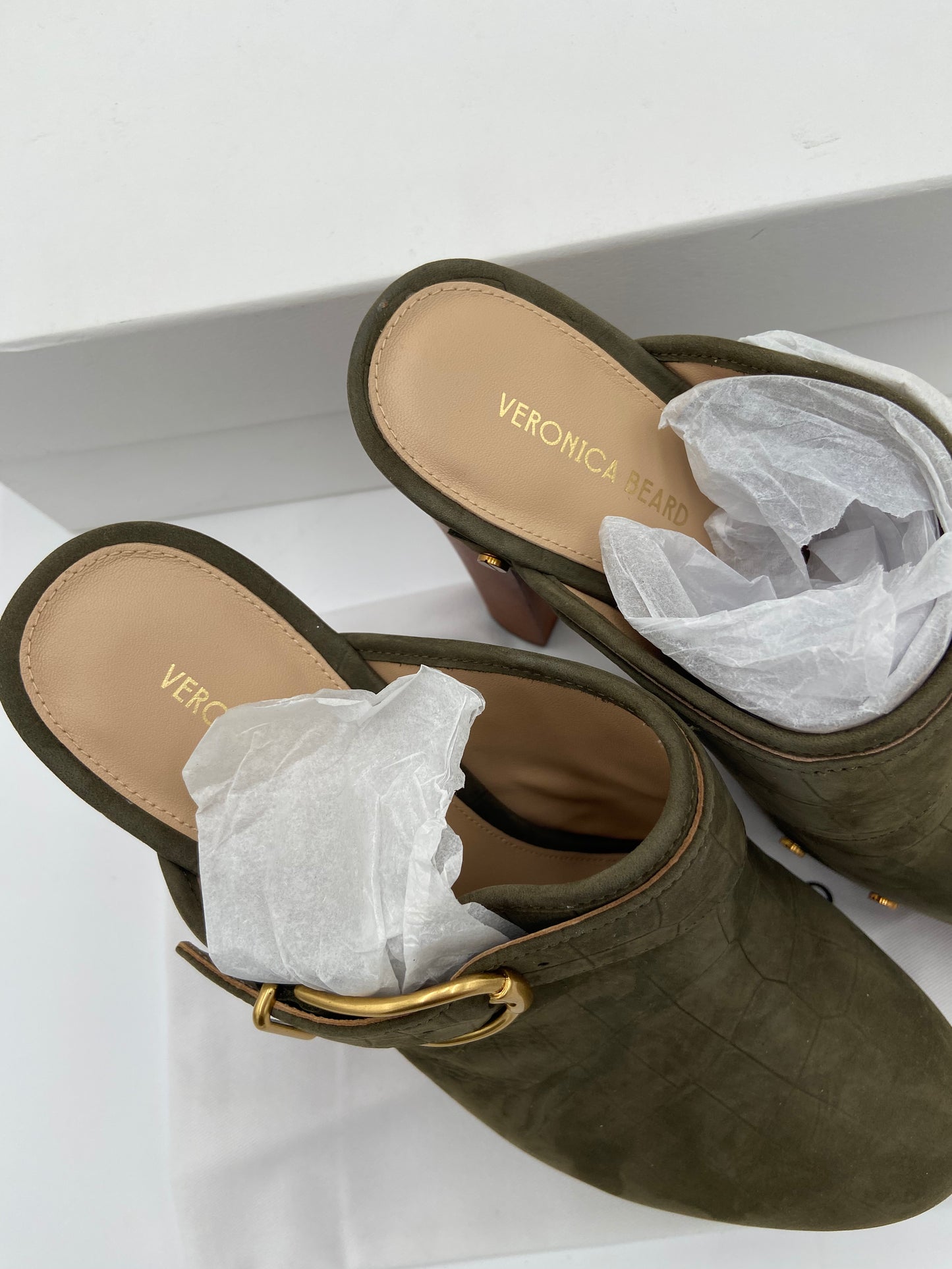 Veronica Beard Alek Croco Heeled Buckle Clogs size 7.5