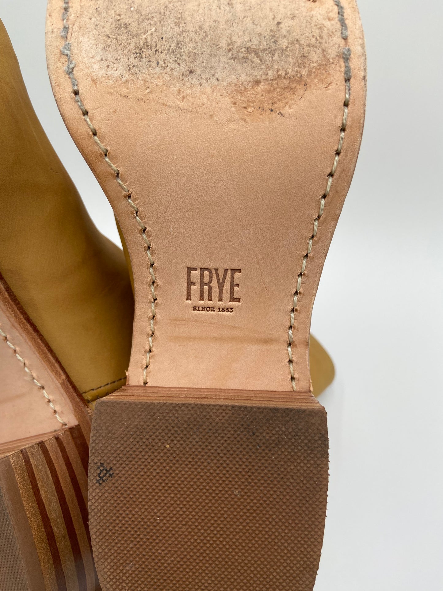 Frye Campus 14L Boots size 10