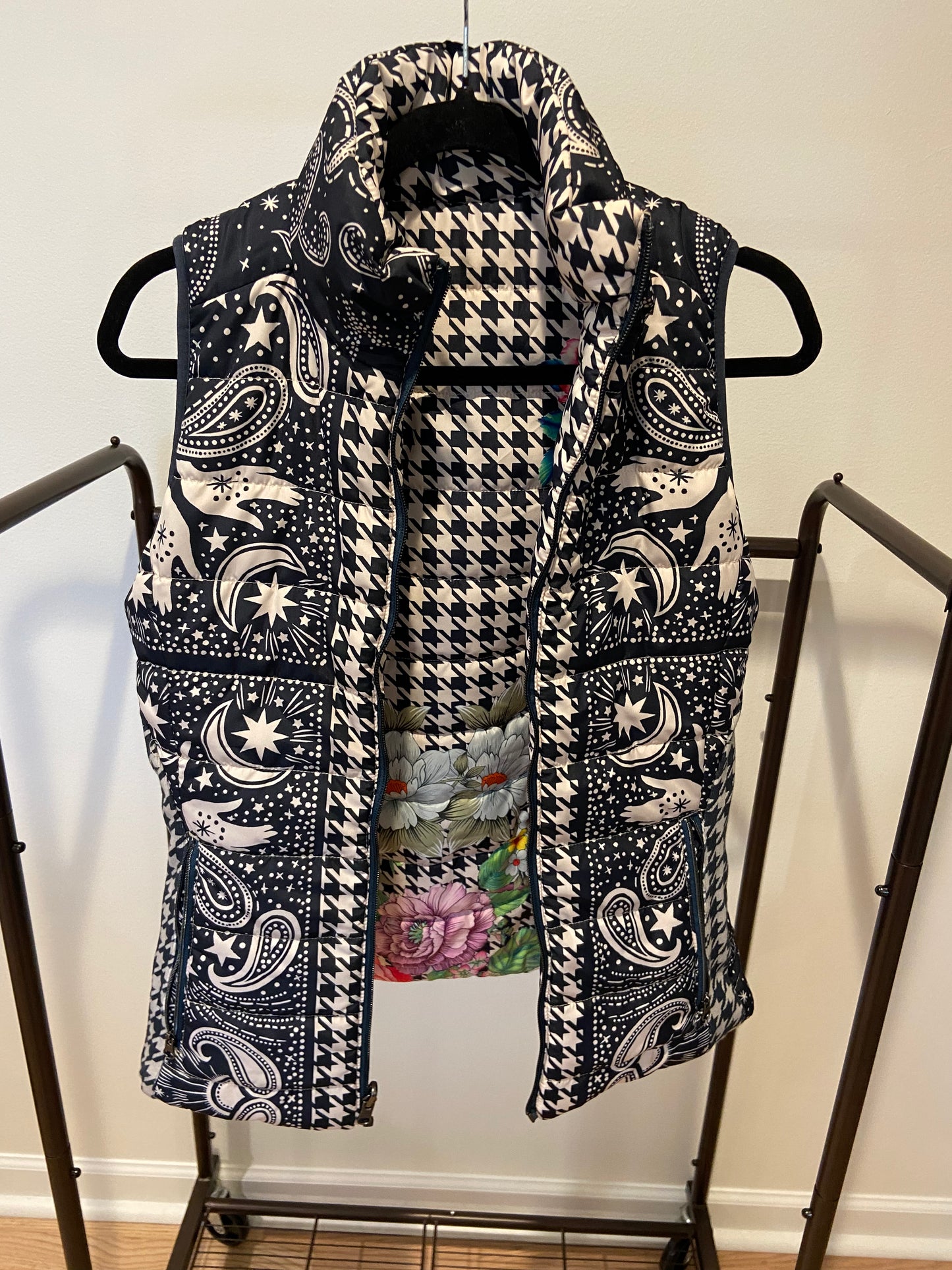 Johnny Was Sasha Puffer Vest Reversible size XS