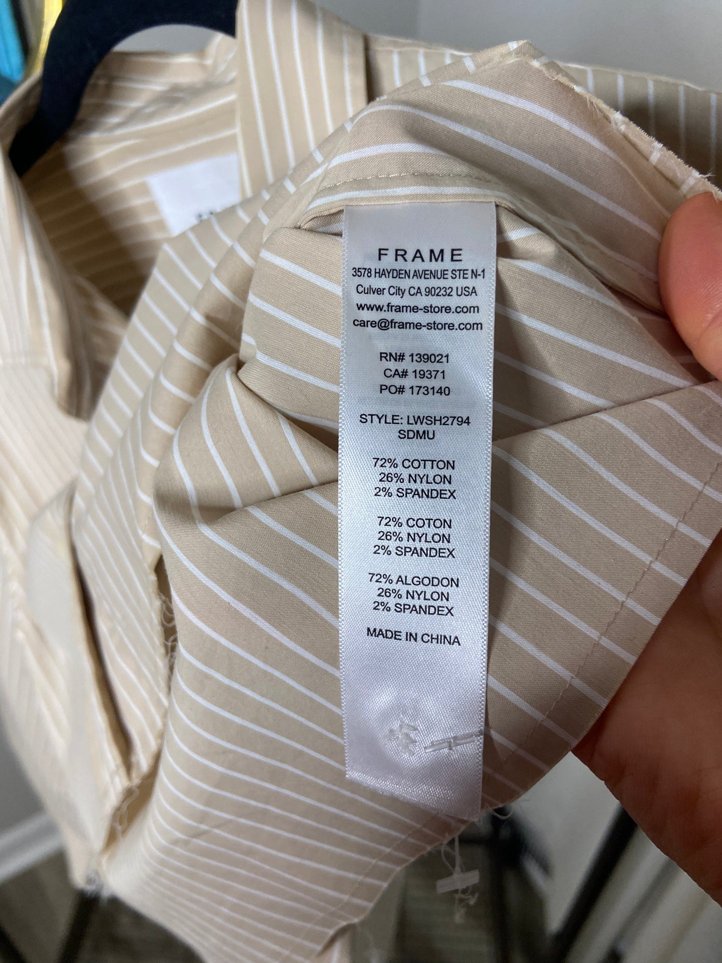 Frame Cropped Wide Sleeve Shirt in Sand size S