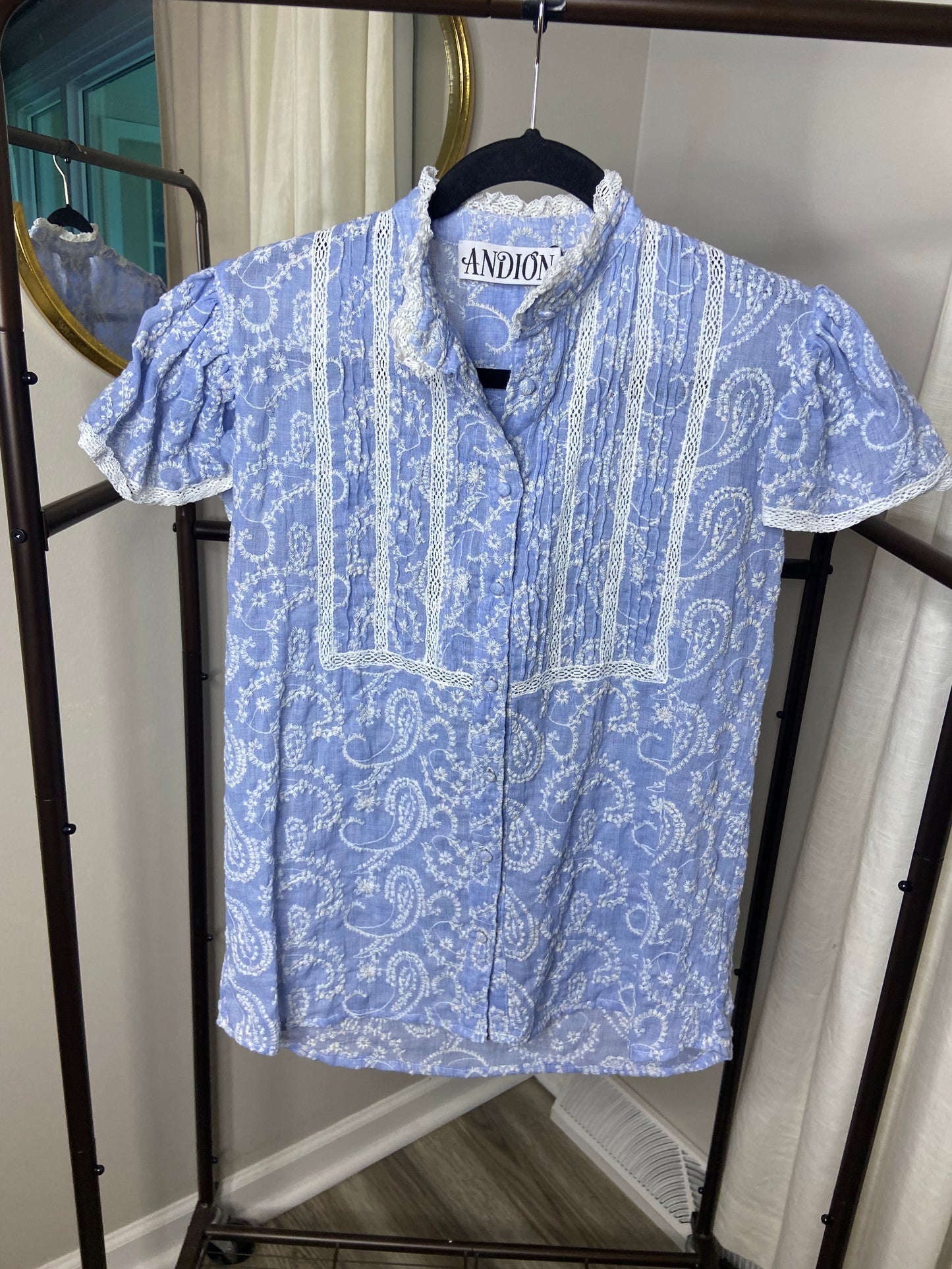Andion Embroidered Cap Sleeve Top size XS