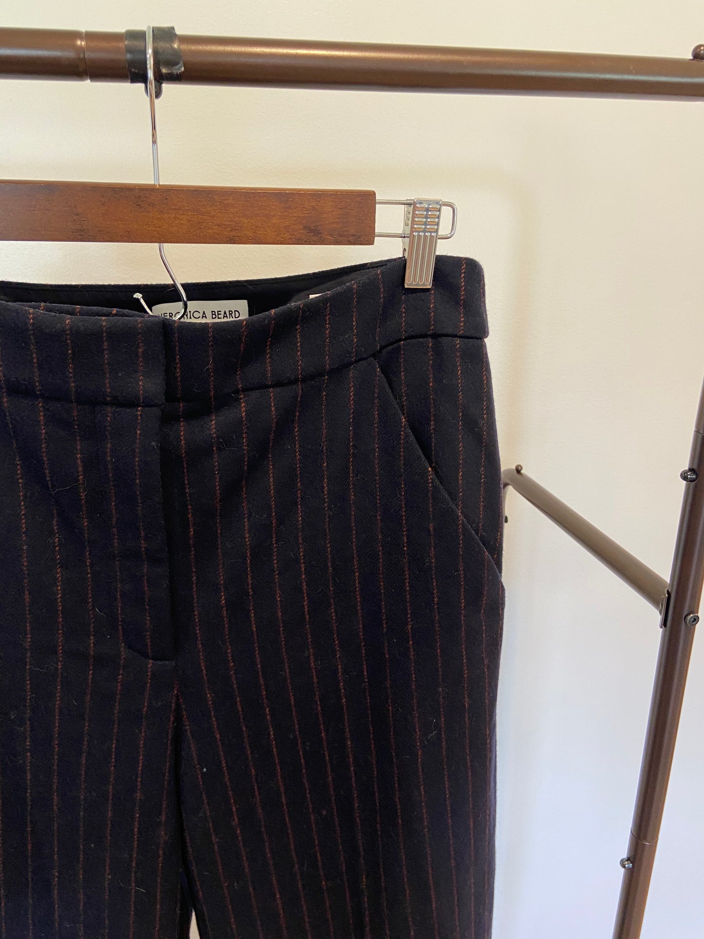 Veronica Beard Tyra Pinstriped Dickey Jacket with Tonelli Pinstriped Pant in Navy Multi size 10