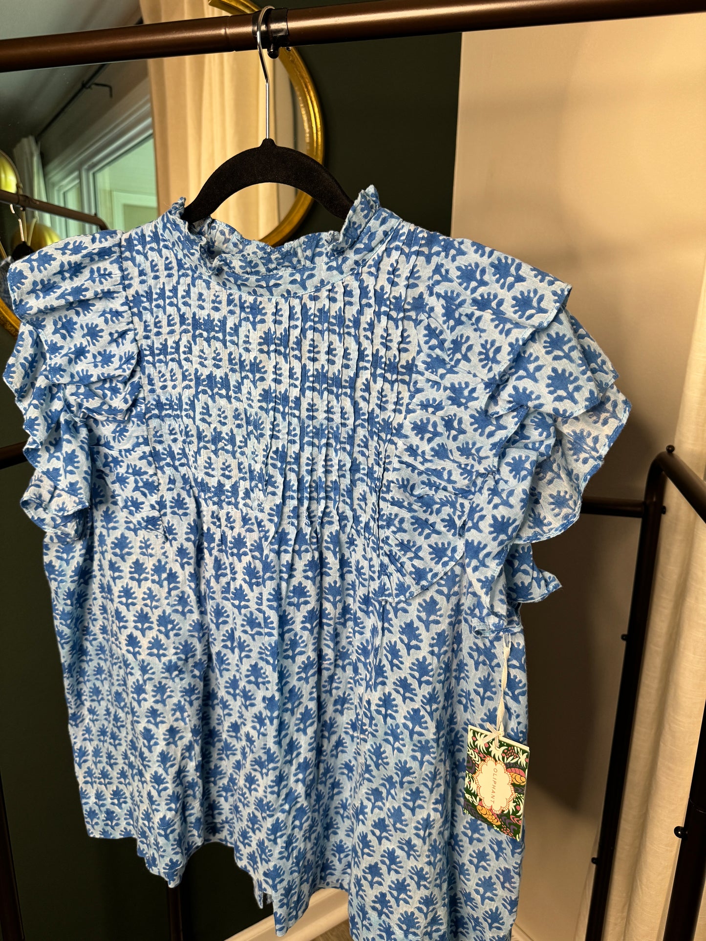 Oliphant Pintuck Ruffle Top size L