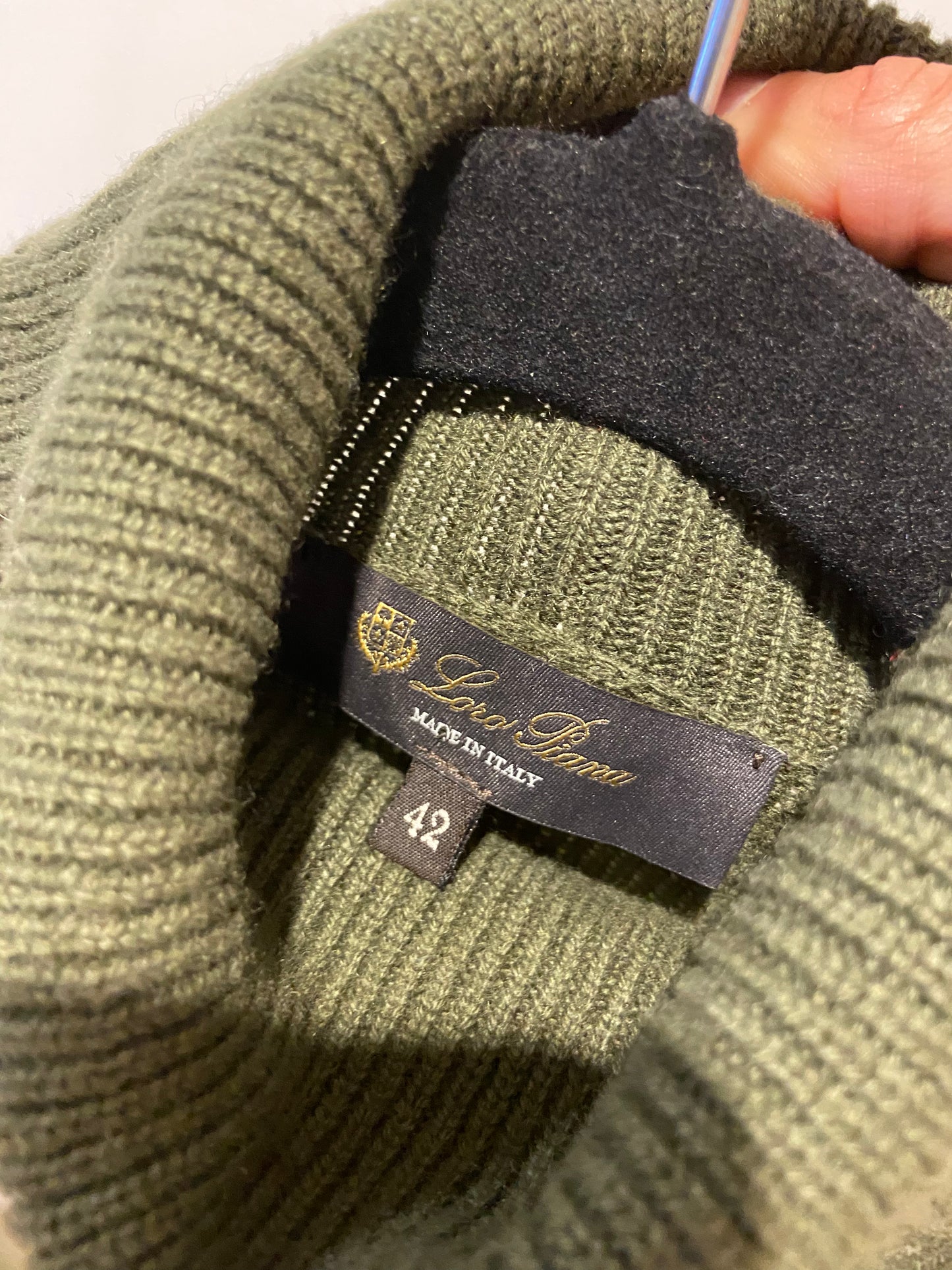 Loro Piana Celerina Cashmere Turtleneck Sweater size 42