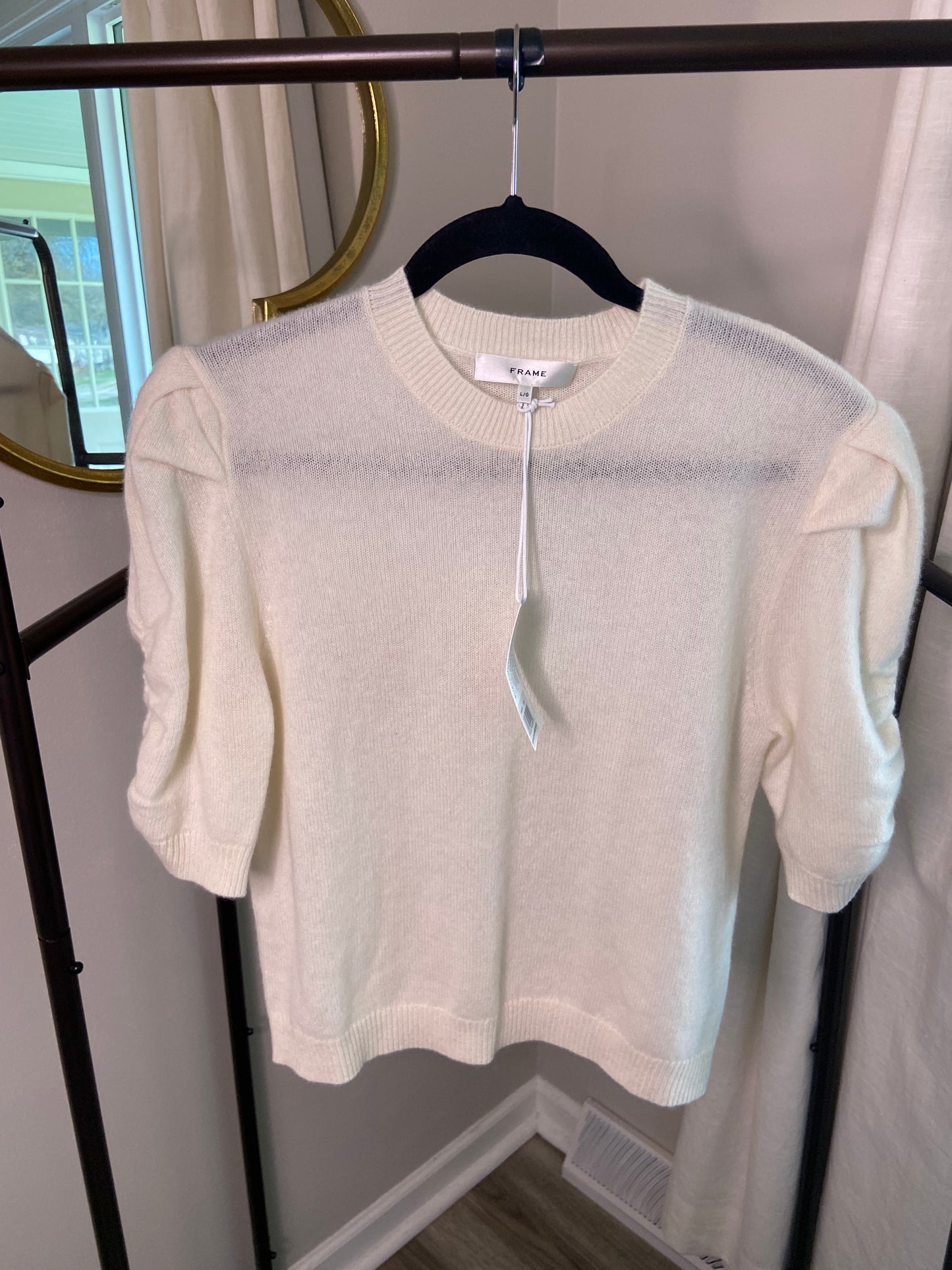 Frame Ruched Sleeve Cashmere Top Sweater size L