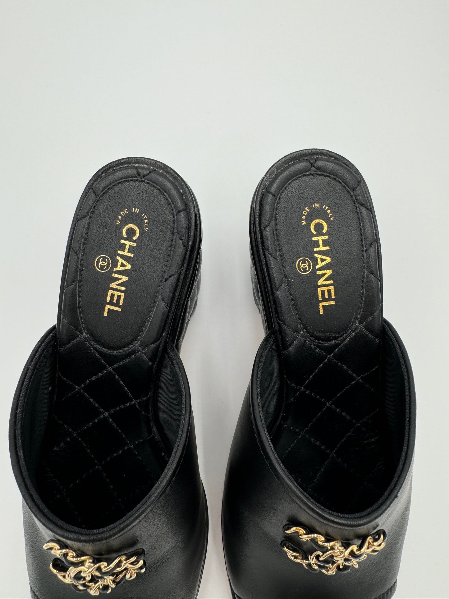 CHANEL Quilted Black Leather Interlocking CC Mules size 36